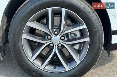 Внедорожник / Кроссовер Land Rover Range Rover Evoque 2024 в Киеве