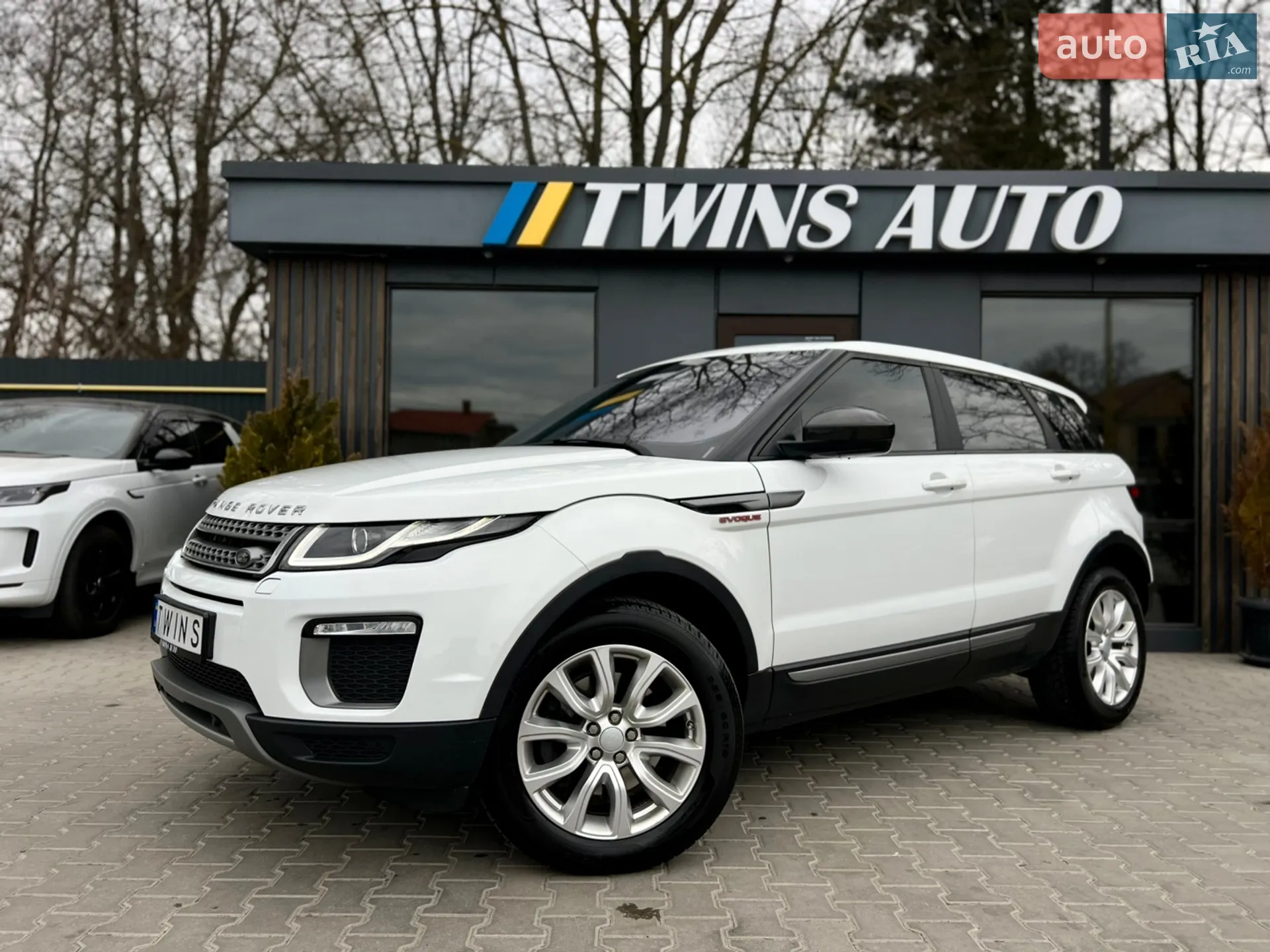2017 Land Rover Range Rover Evoque - мініатюра 12