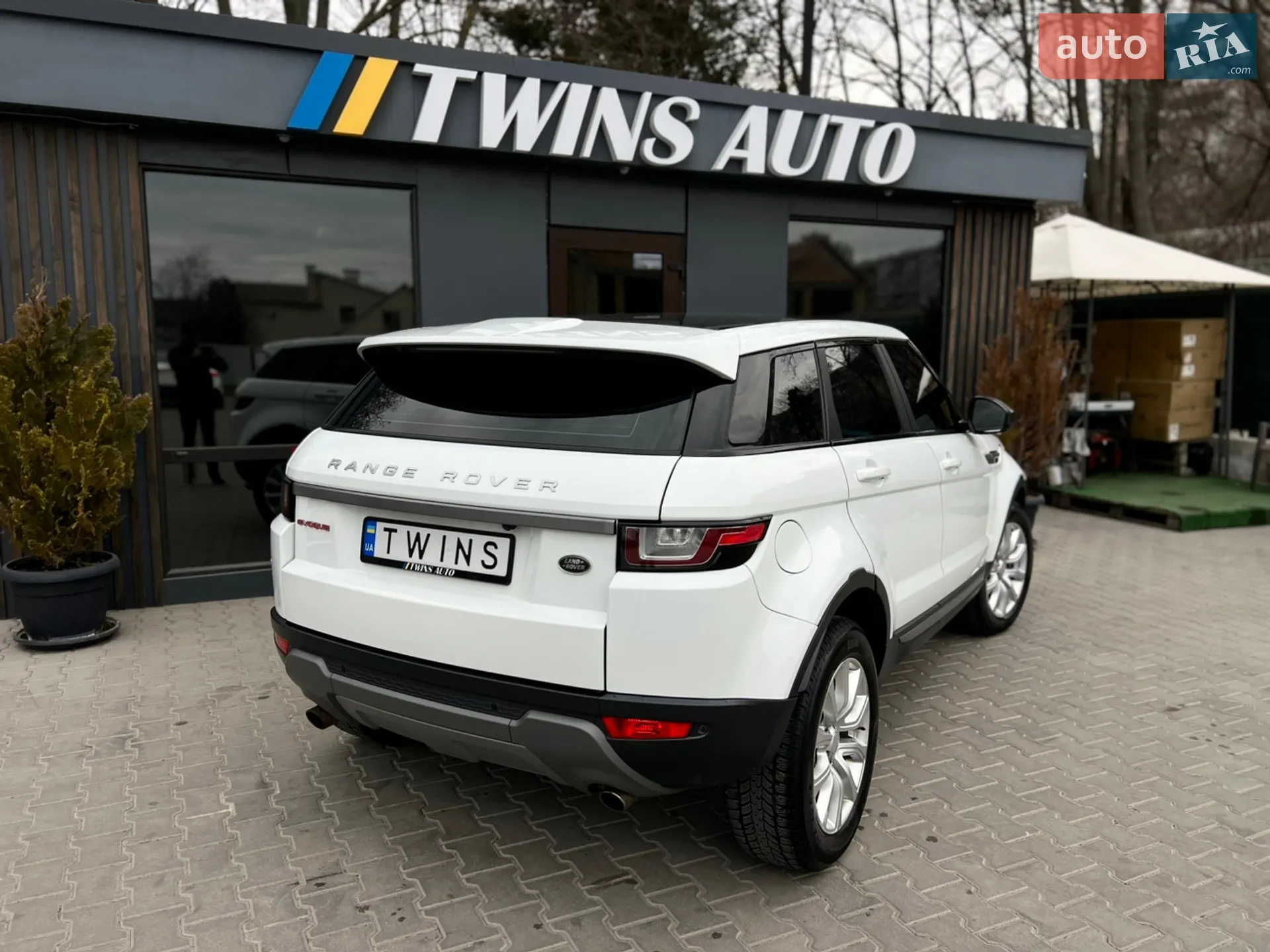 2017 Land Rover Range Rover Evoque - мініатюра 18