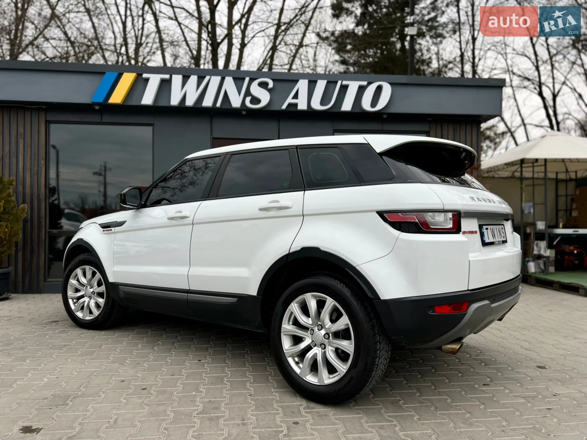 2017 Land Rover Range Rover Evoque - мініатюра 23