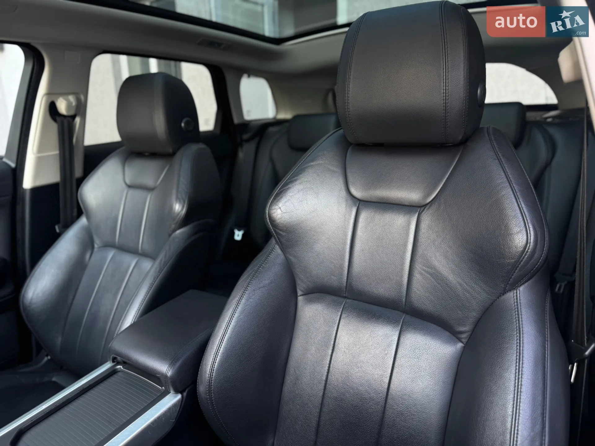 2016 Land Rover Range Rover Evoque - мініатюра 18