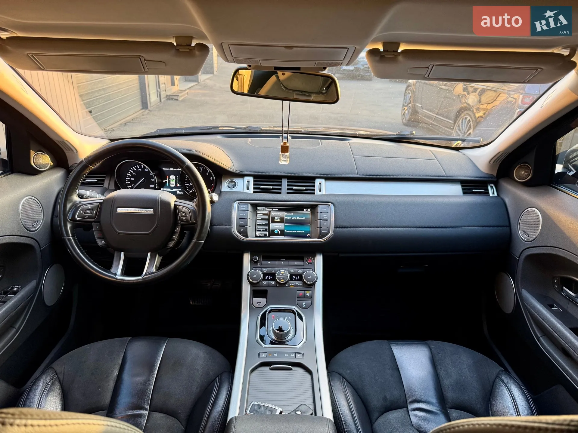 2015 Land Rover Range Rover Evoque - мініатюра 27