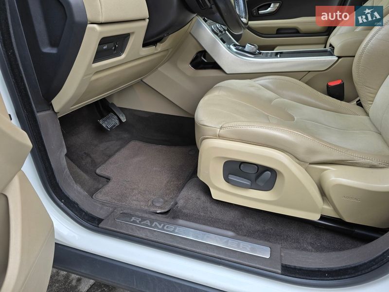 Внедорожник / Кроссовер Land Rover Range Rover Evoque 2015 в Ивано-Франковске