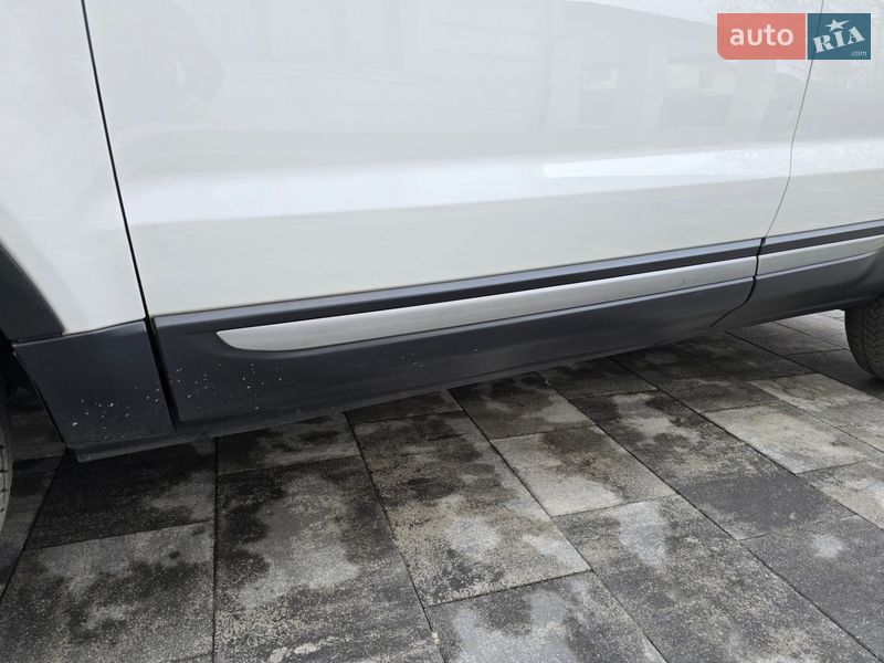 Внедорожник / Кроссовер Land Rover Range Rover Evoque 2015 в Ивано-Франковске