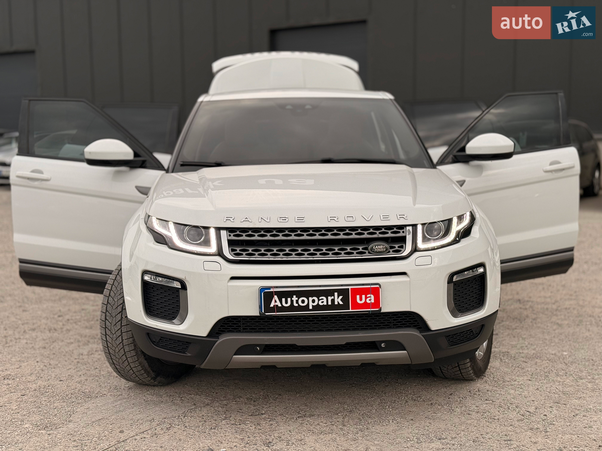 2016 Land Rover Range Rover Evoque - мініатюра 21