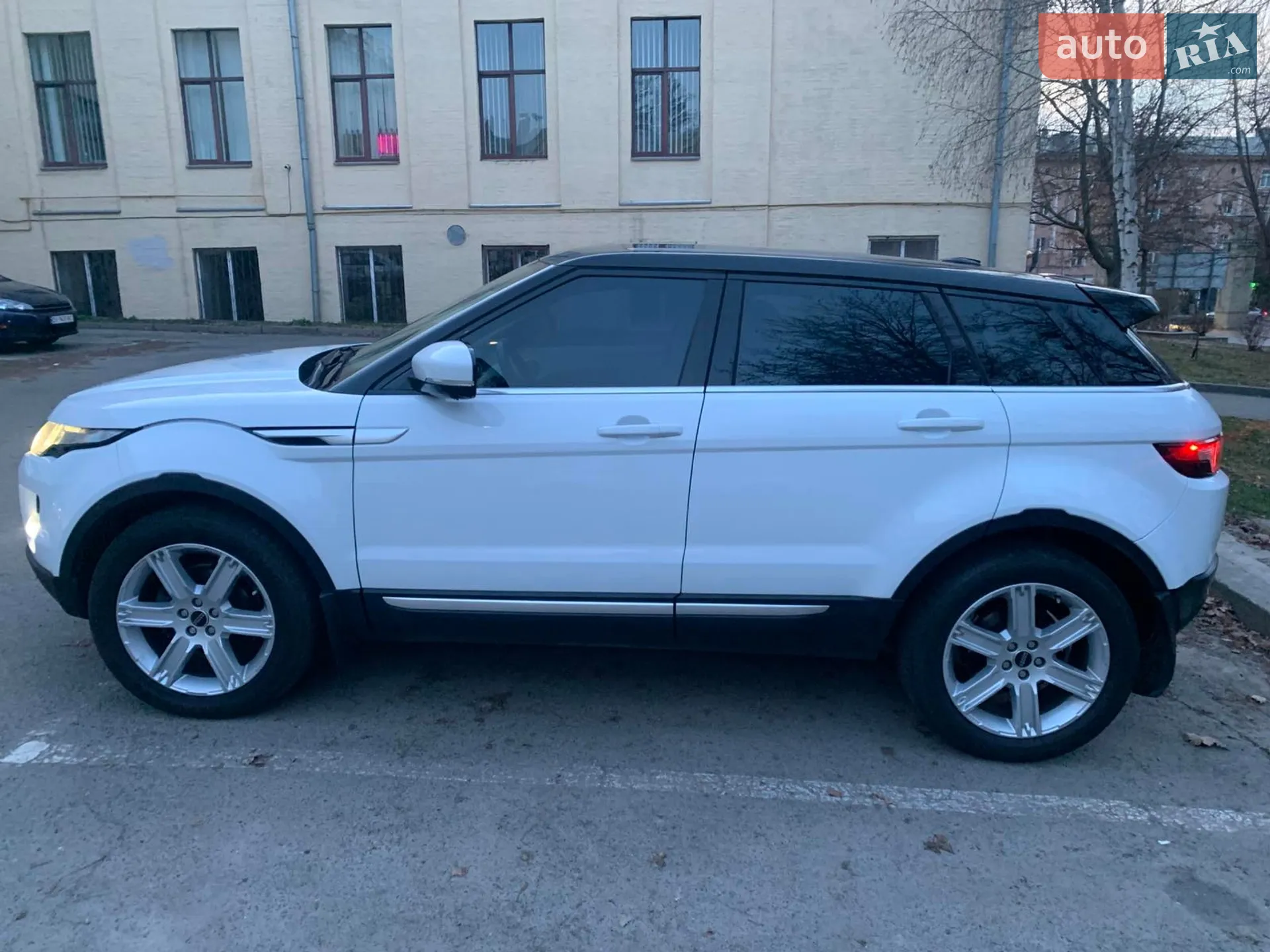 2012 Land Rover Range Rover Evoque - мініатюра 12