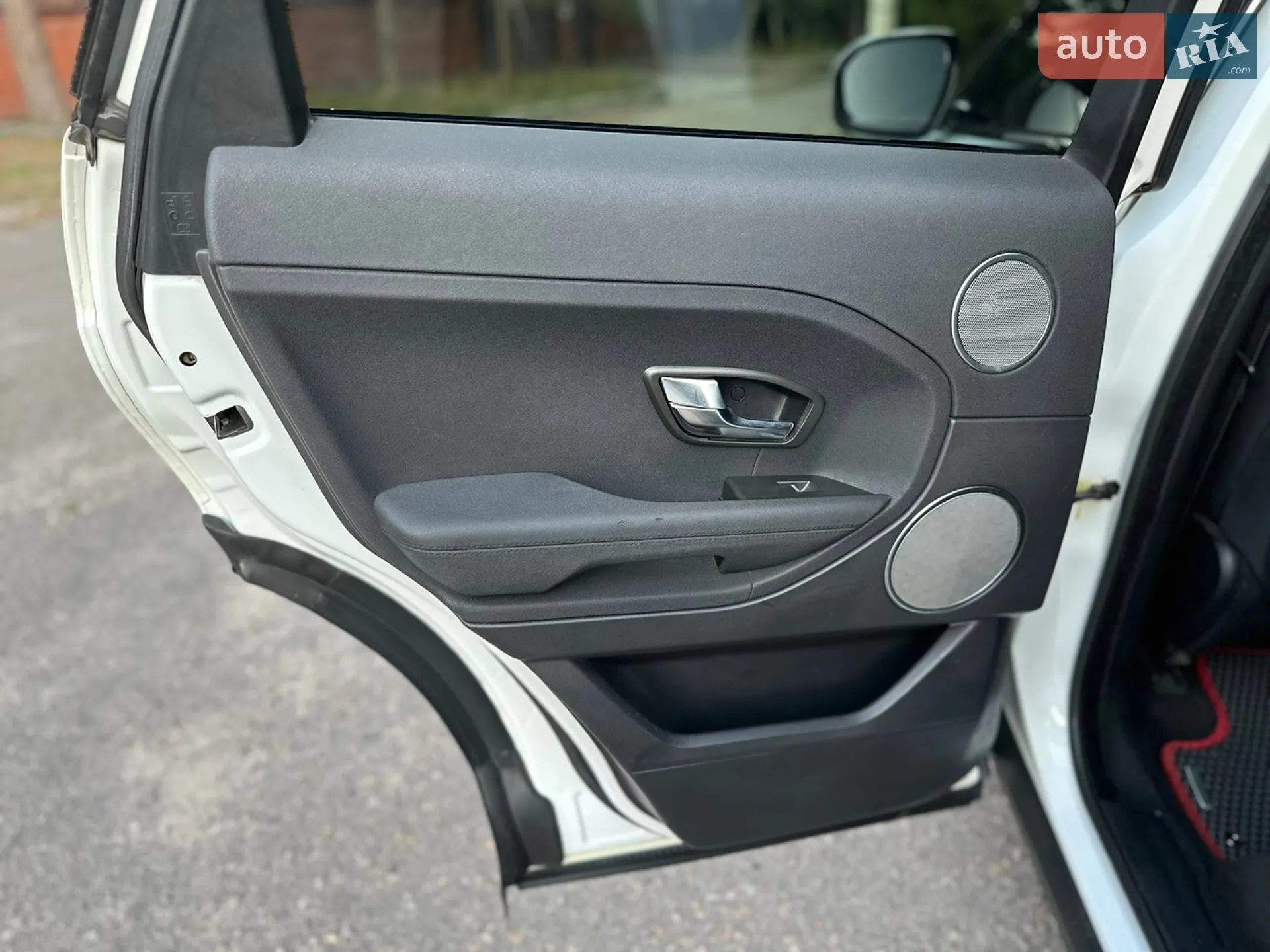 2013 Land Rover Range Rover Evoque - мініатюра 39