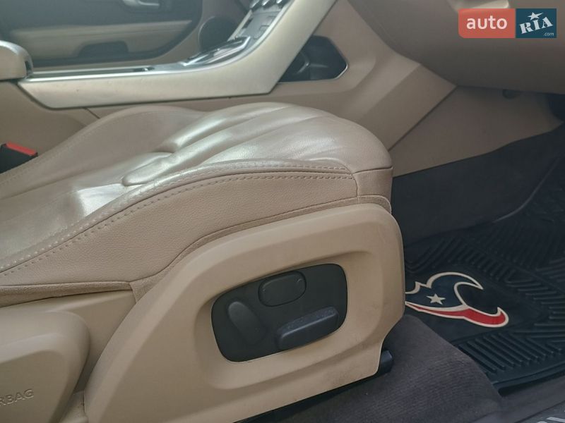 Внедорожник / Кроссовер Land Rover Range Rover Evoque 2014 в Сарнах