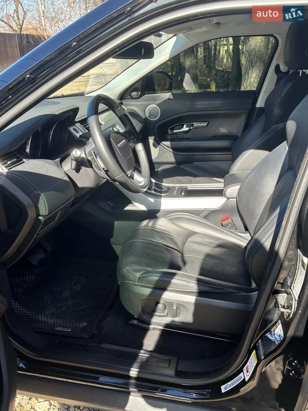 2015 Land Rover Range Rover Evoque - мініатюра 19