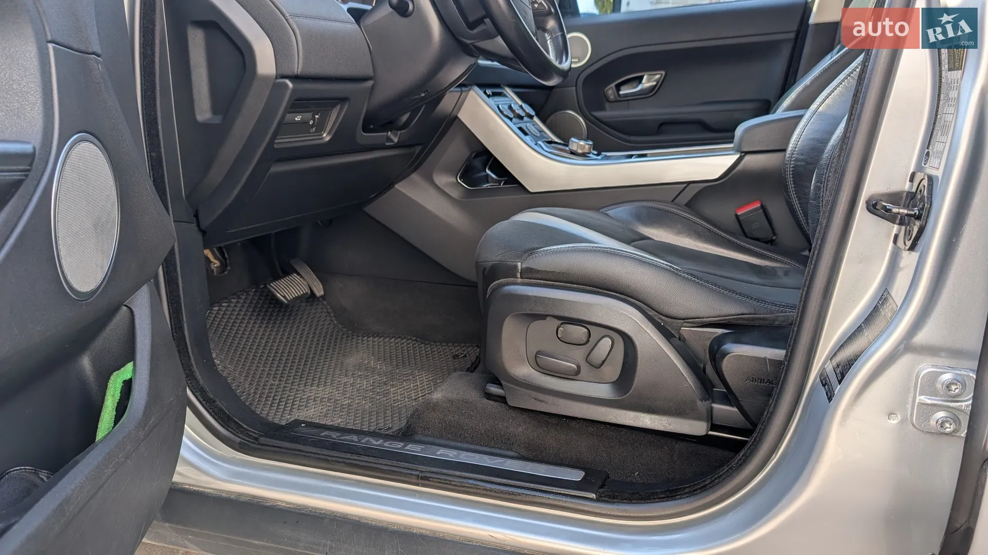 2012 Land Rover Range Rover Evoque - мініатюра 30