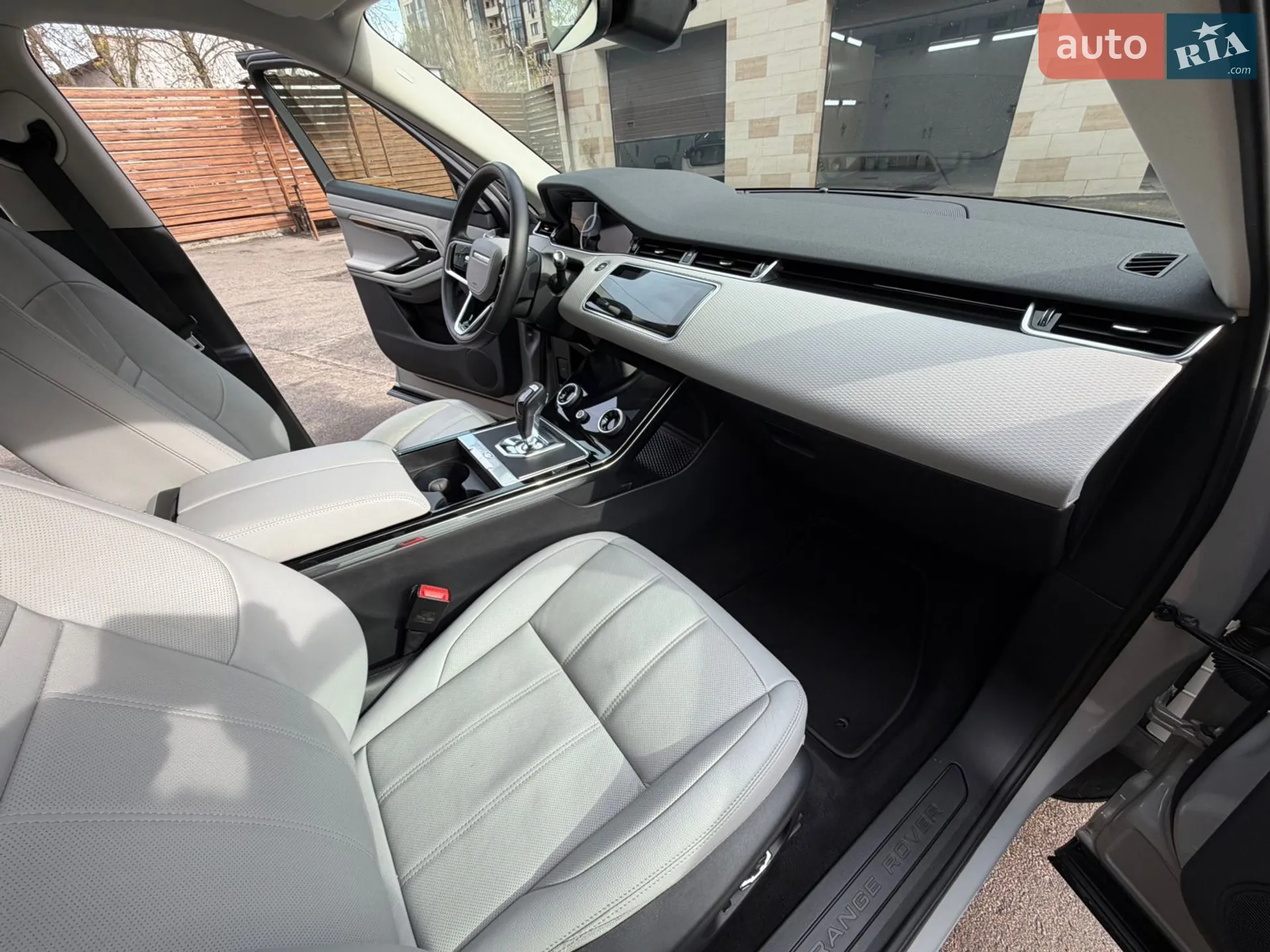 2021 Land Rover Range Rover Evoque - мініатюра 13