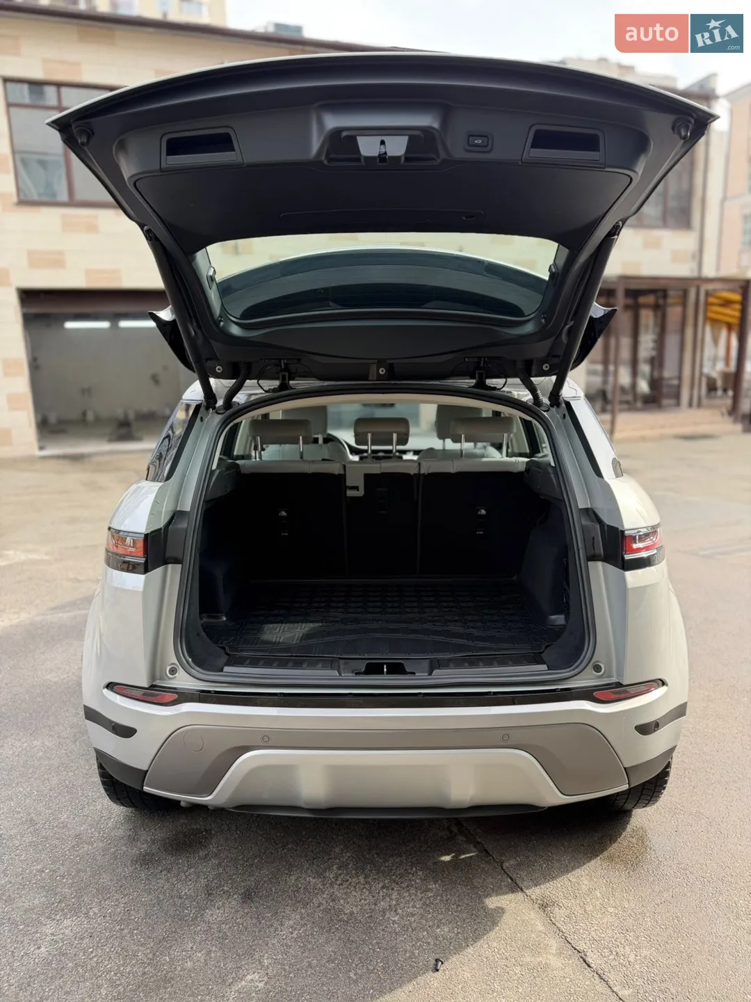 2021 Land Rover Range Rover Evoque - мініатюра 11
