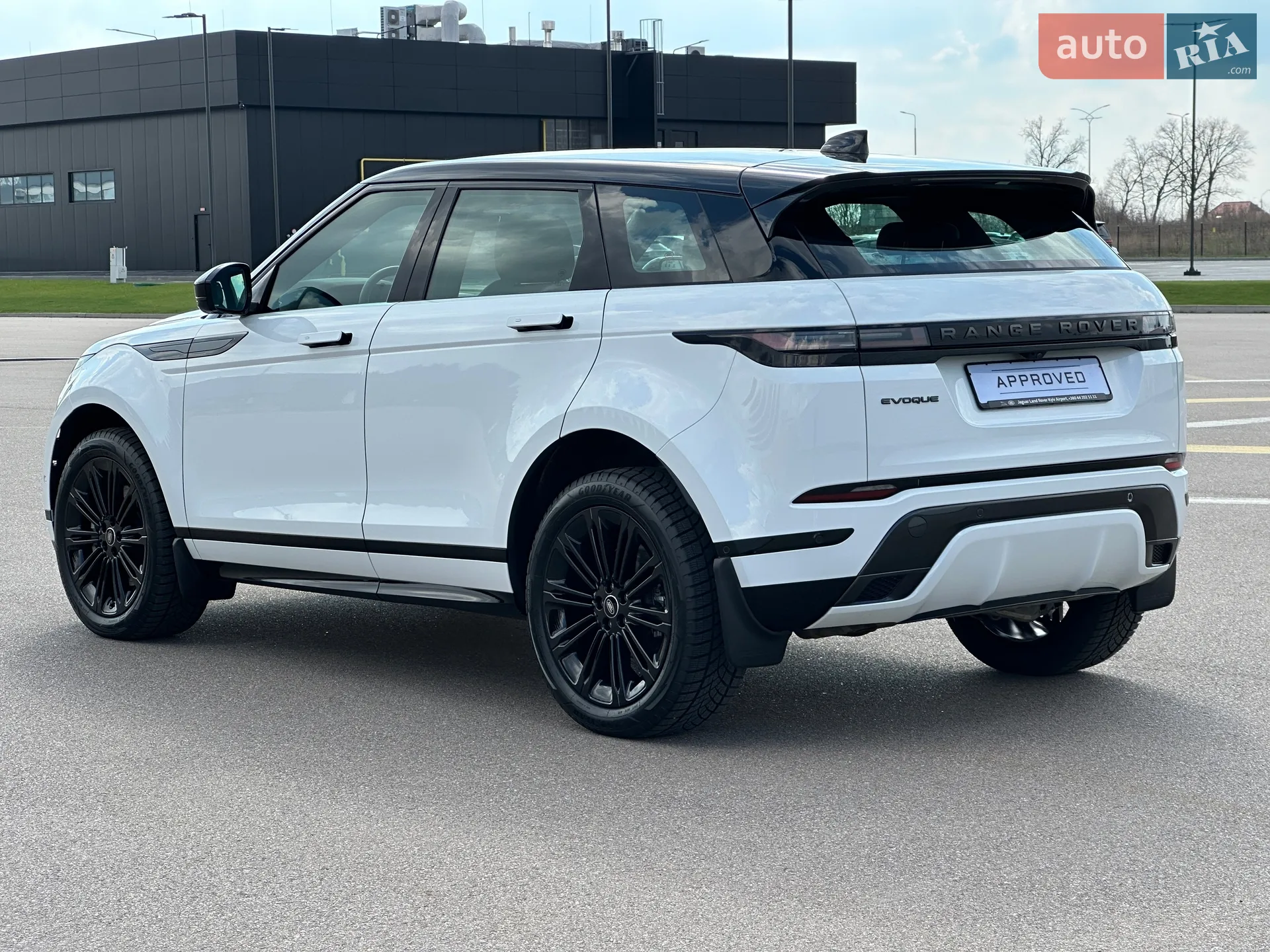2025 Land Rover Range Rover Evoque - мініатюра 5