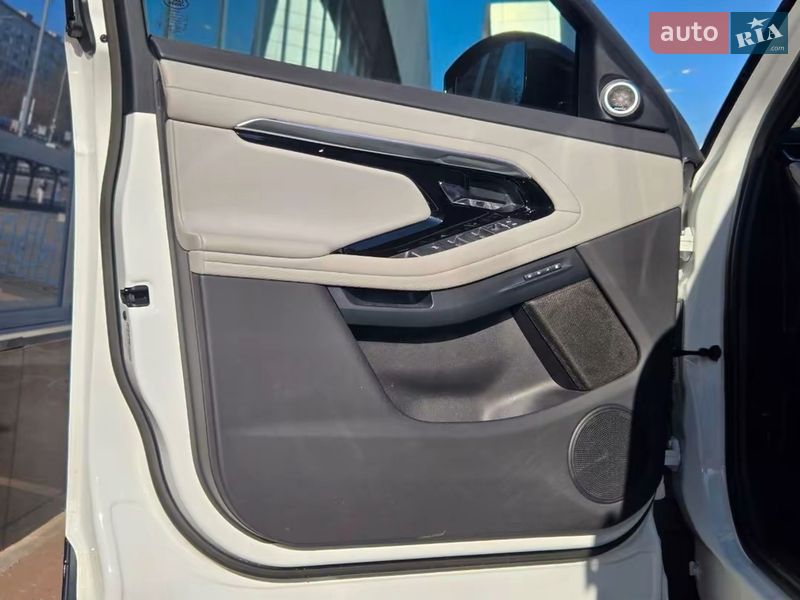 Внедорожник / Кроссовер Land Rover Range Rover Evoque 2022 в Киеве фото 13 Внедорожник / Кроссовер Land Rover Range Rover Evoque 2022 в Киеве