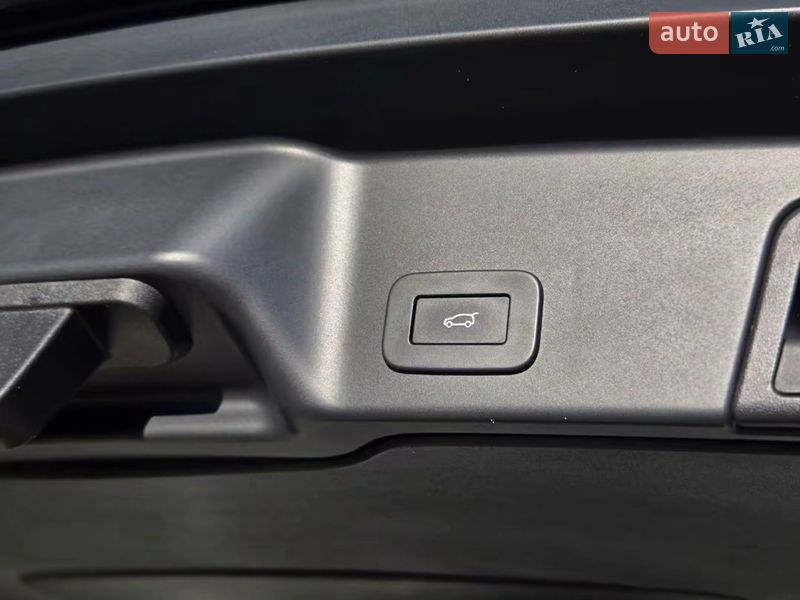 Внедорожник / Кроссовер Land Rover Range Rover Evoque 2022 в Киеве фото 22 Внедорожник / Кроссовер Land Rover Range Rover Evoque 2022 в Киеве