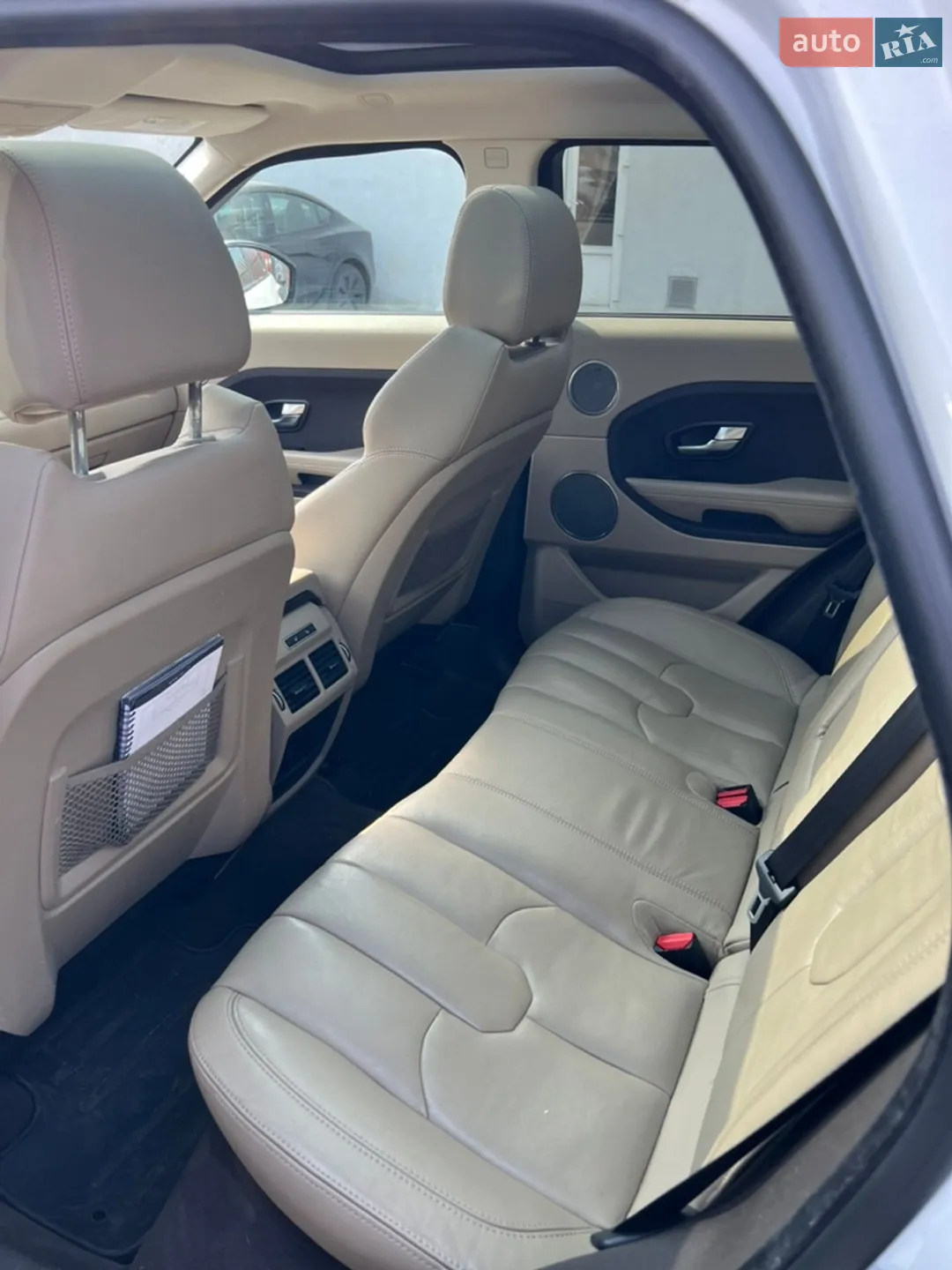 2015 Land Rover Range Rover Evoque - мініатюра 2