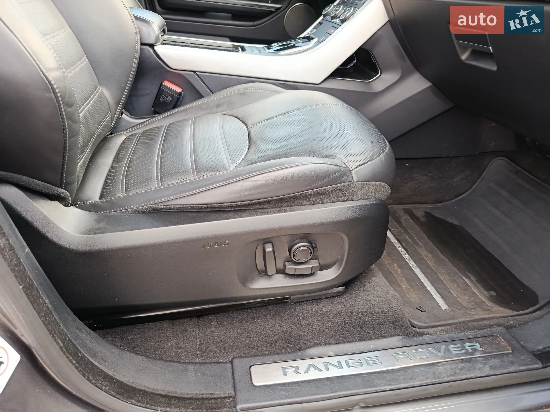 2016 Land Rover Range Rover Evoque - мініатюра 24