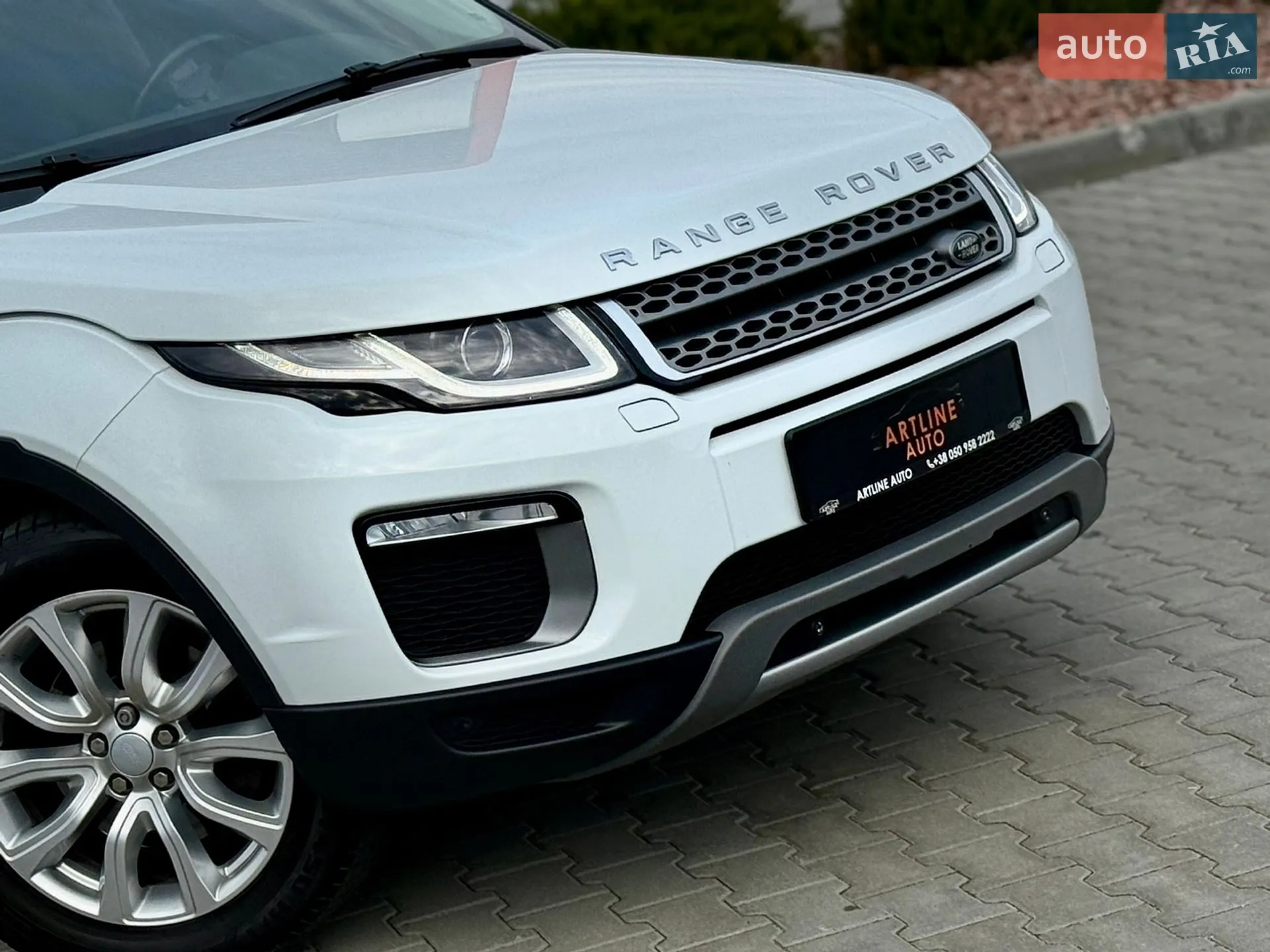 2017 Land Rover Range Rover Evoque - мініатюра 29