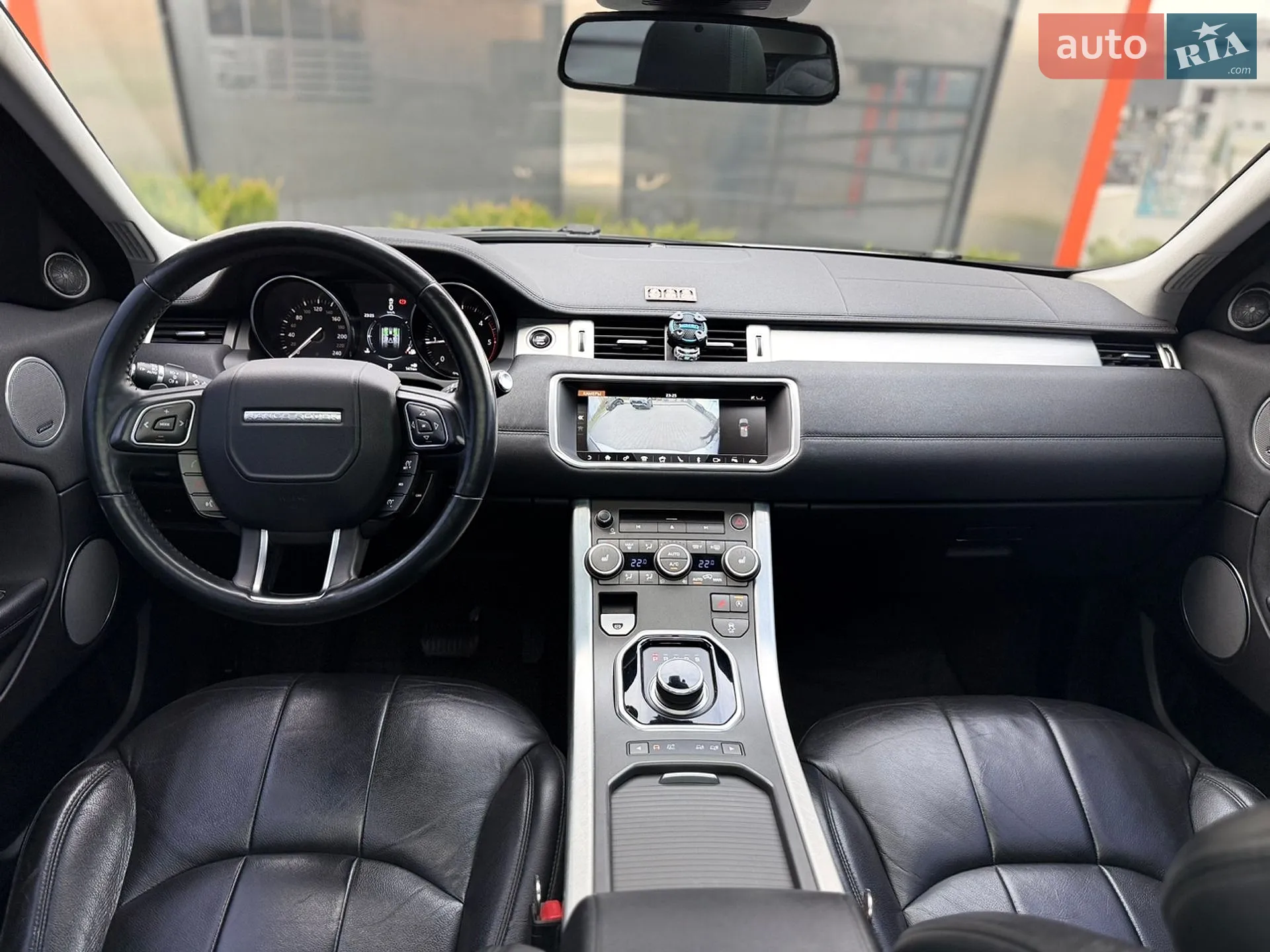 2017 Land Rover Range Rover Evoque - мініатюра 37