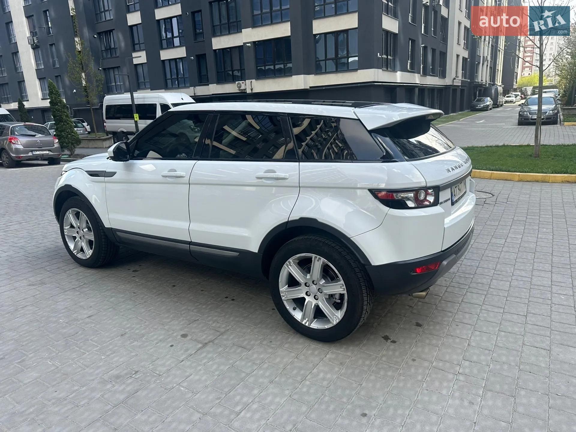 2015 Land Rover Range Rover Evoque - мініатюра 21
