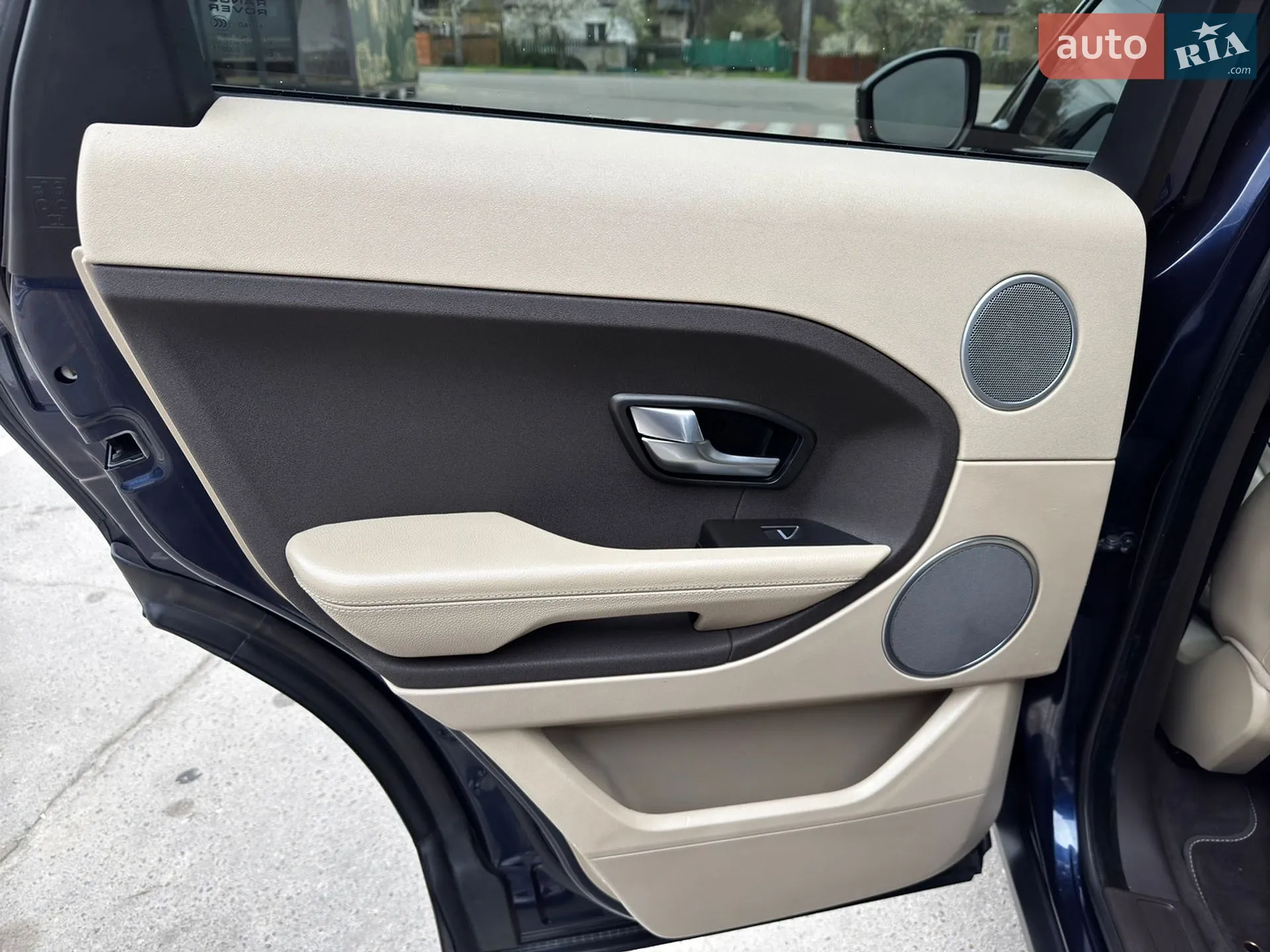 2014 Land Rover Range Rover Evoque - мініатюра 24