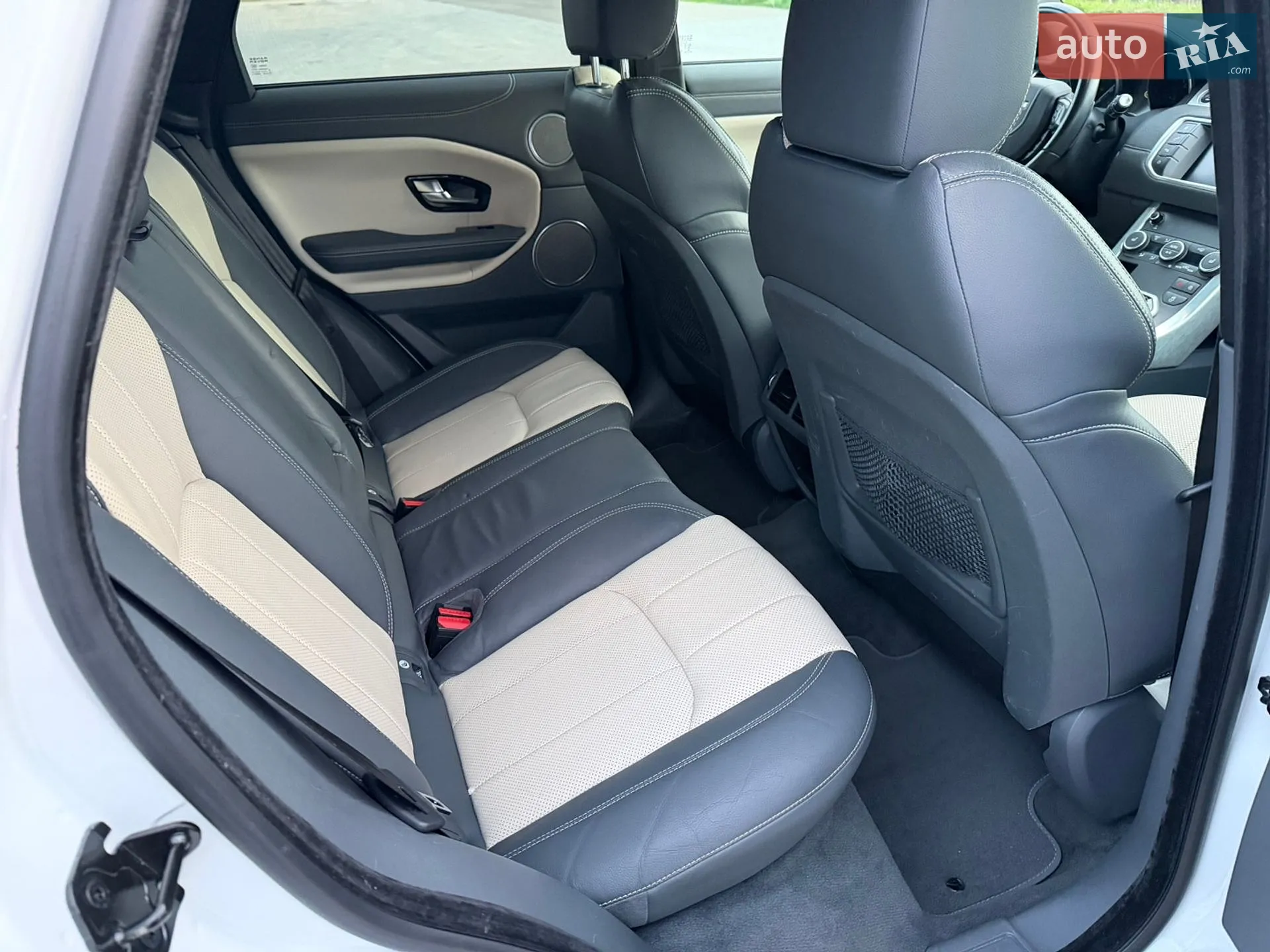 2017 Land Rover Range Rover Evoque - мініатюра 13