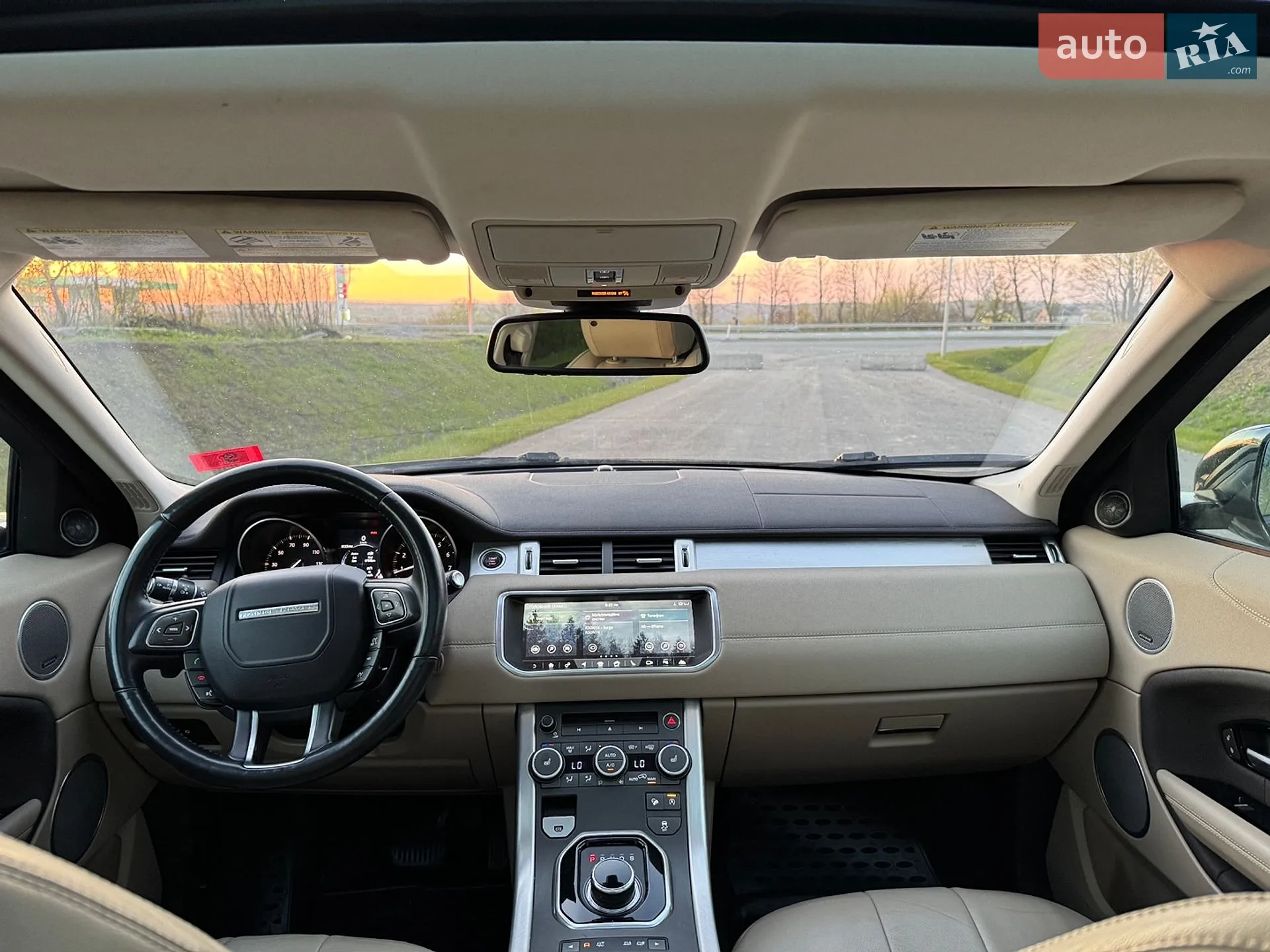 2016 Land Rover Range Rover Evoque - мініатюра 46