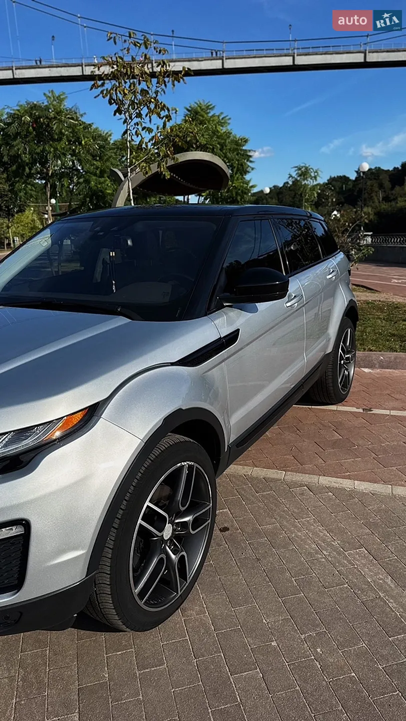 2017 Land Rover Range Rover Evoque - мініатюра 2