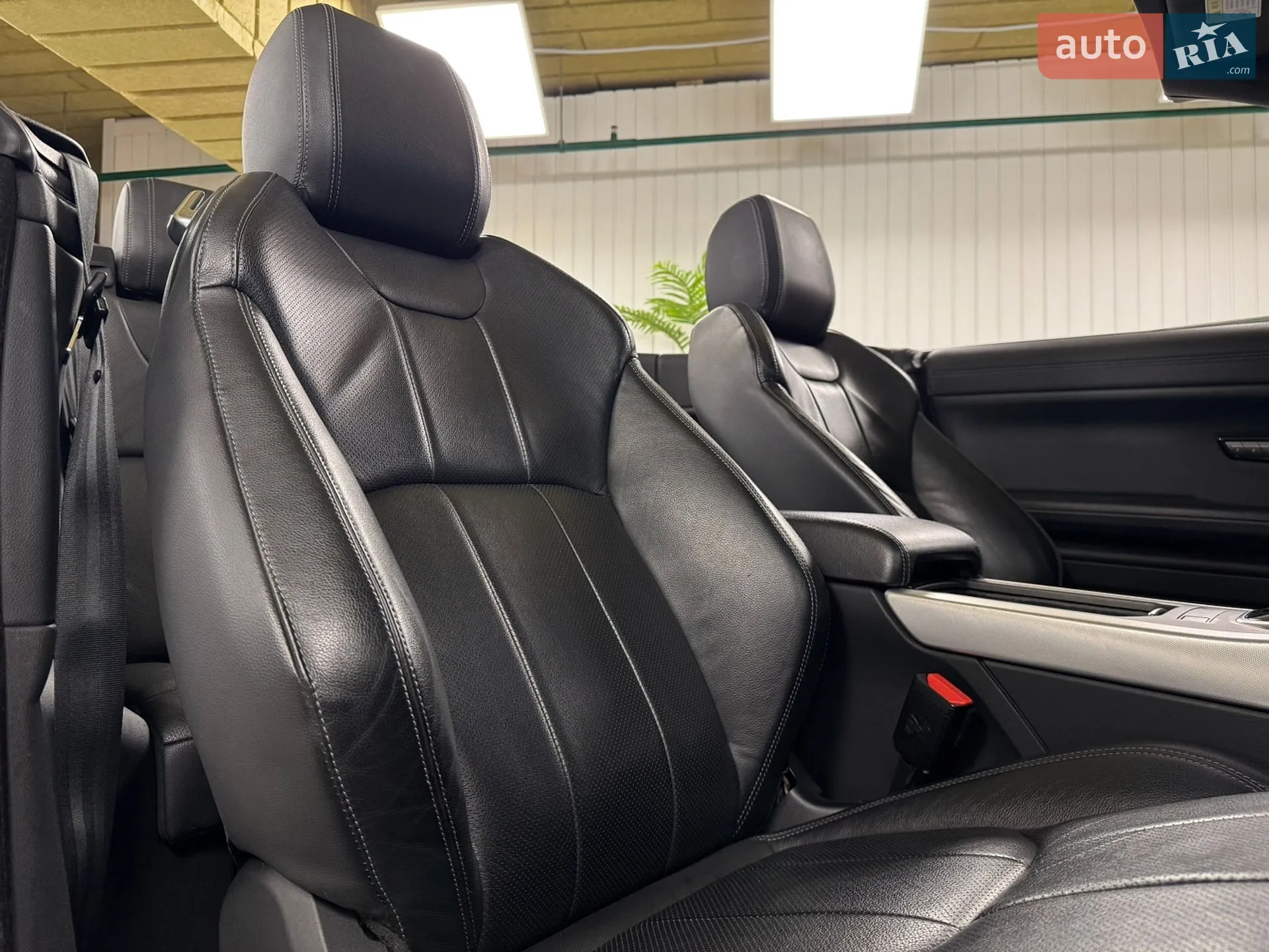 2017 Land Rover Range Rover Evoque - мініатюра 39