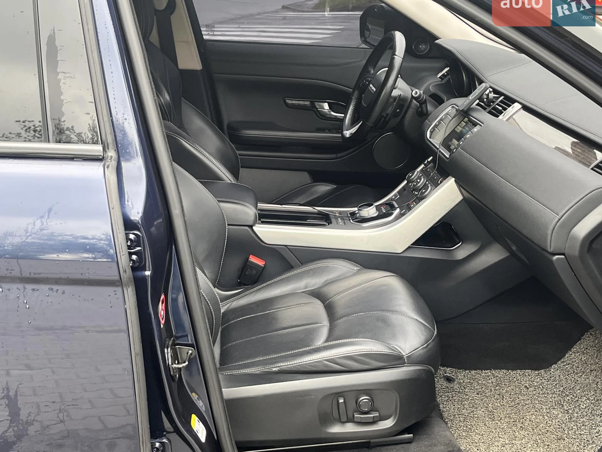 2015 Land Rover Range Rover Evoque - мініатюра 39