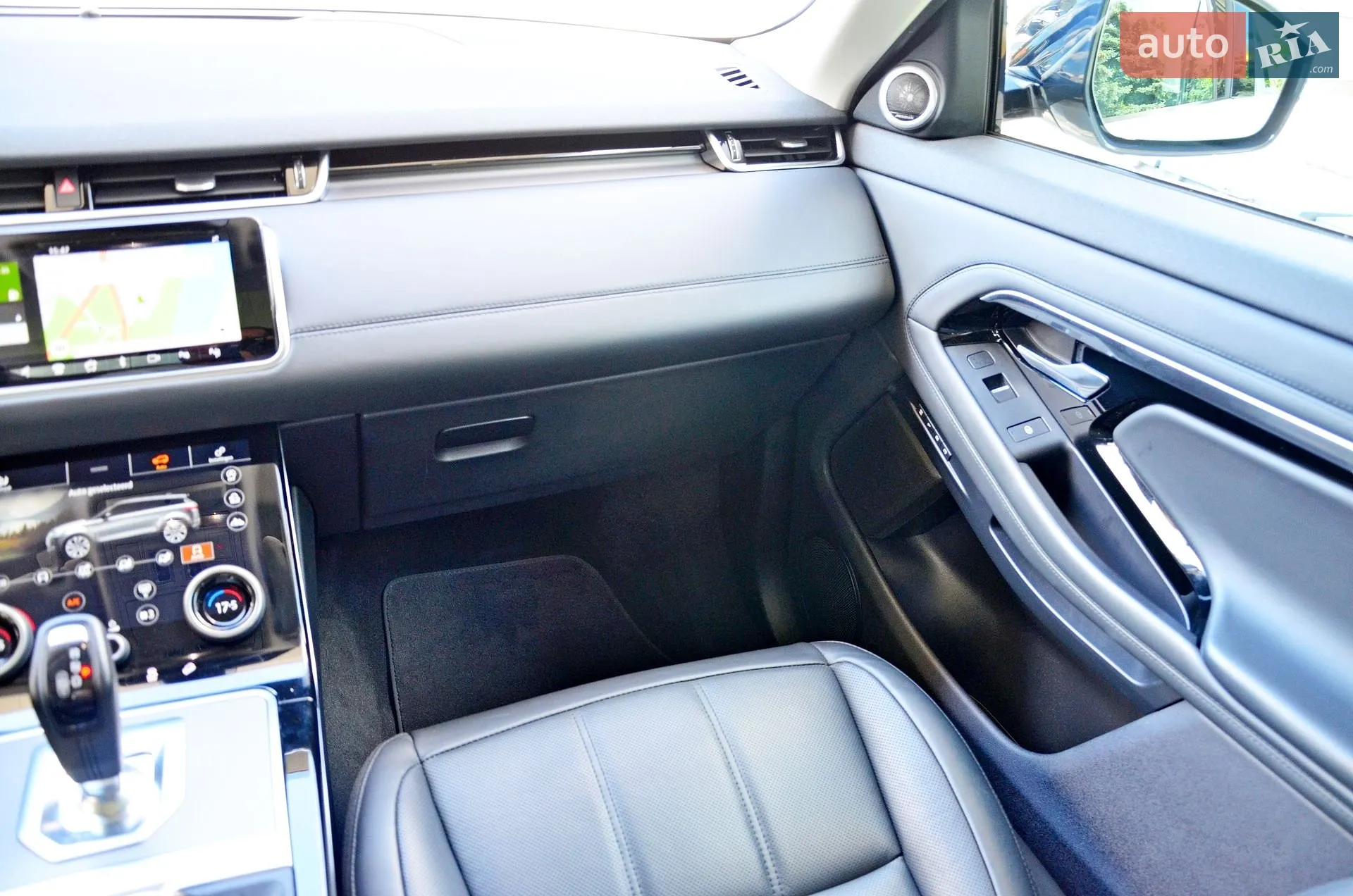 2019 Land Rover Range Rover Evoque - мініатюра 36