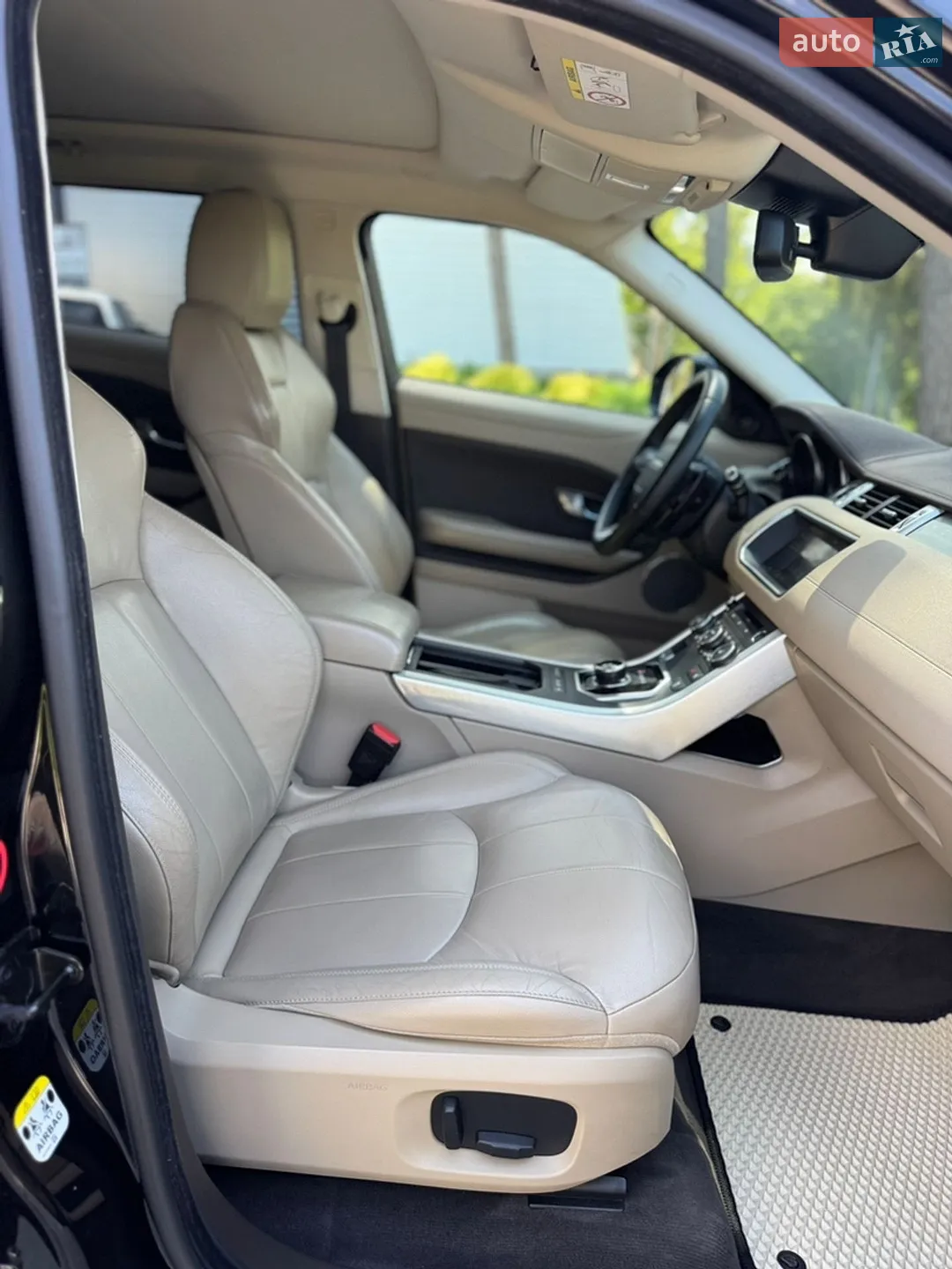 2017 Land Rover Range Rover Evoque - мініатюра 21