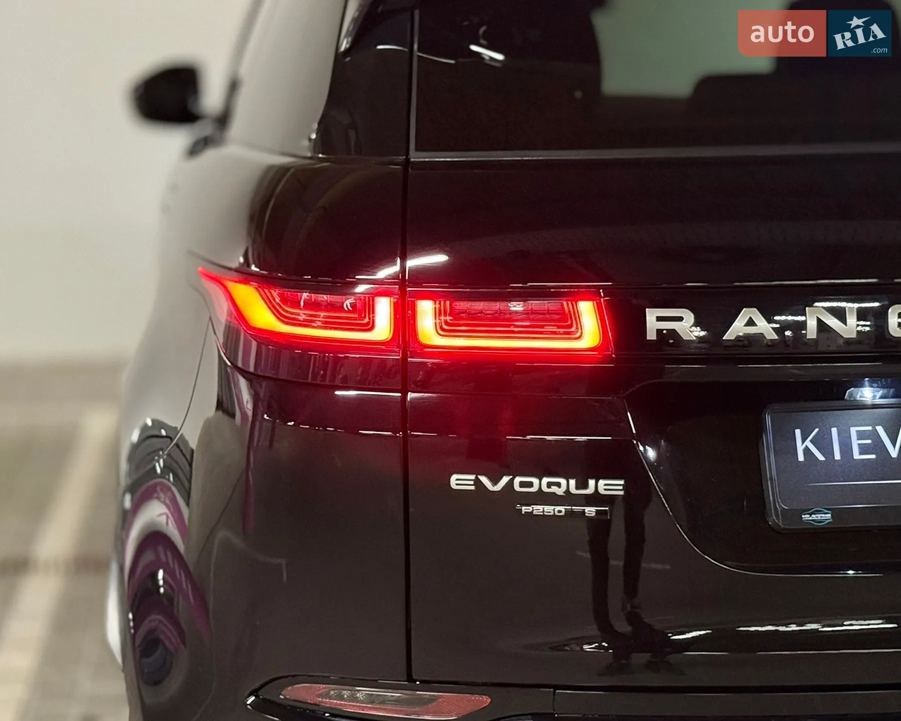 2020 Land Rover Range Rover Evoque - мініатюра 17