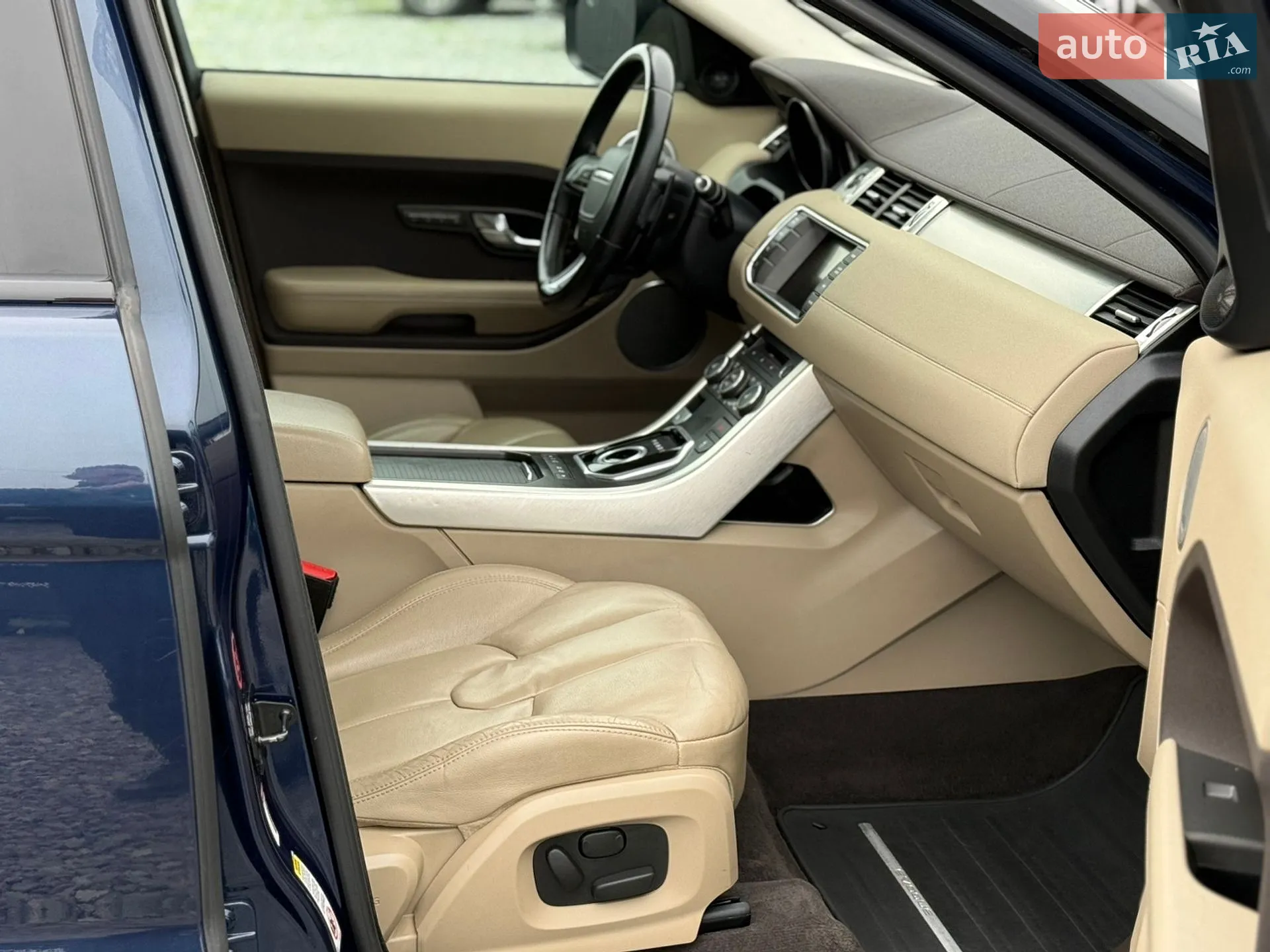 2012 Land Rover Range Rover Evoque - мініатюра 25