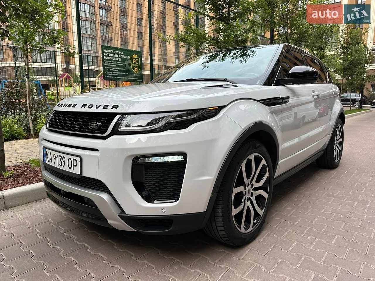 2015 Land Rover Range Rover Evoque - мініатюра 21