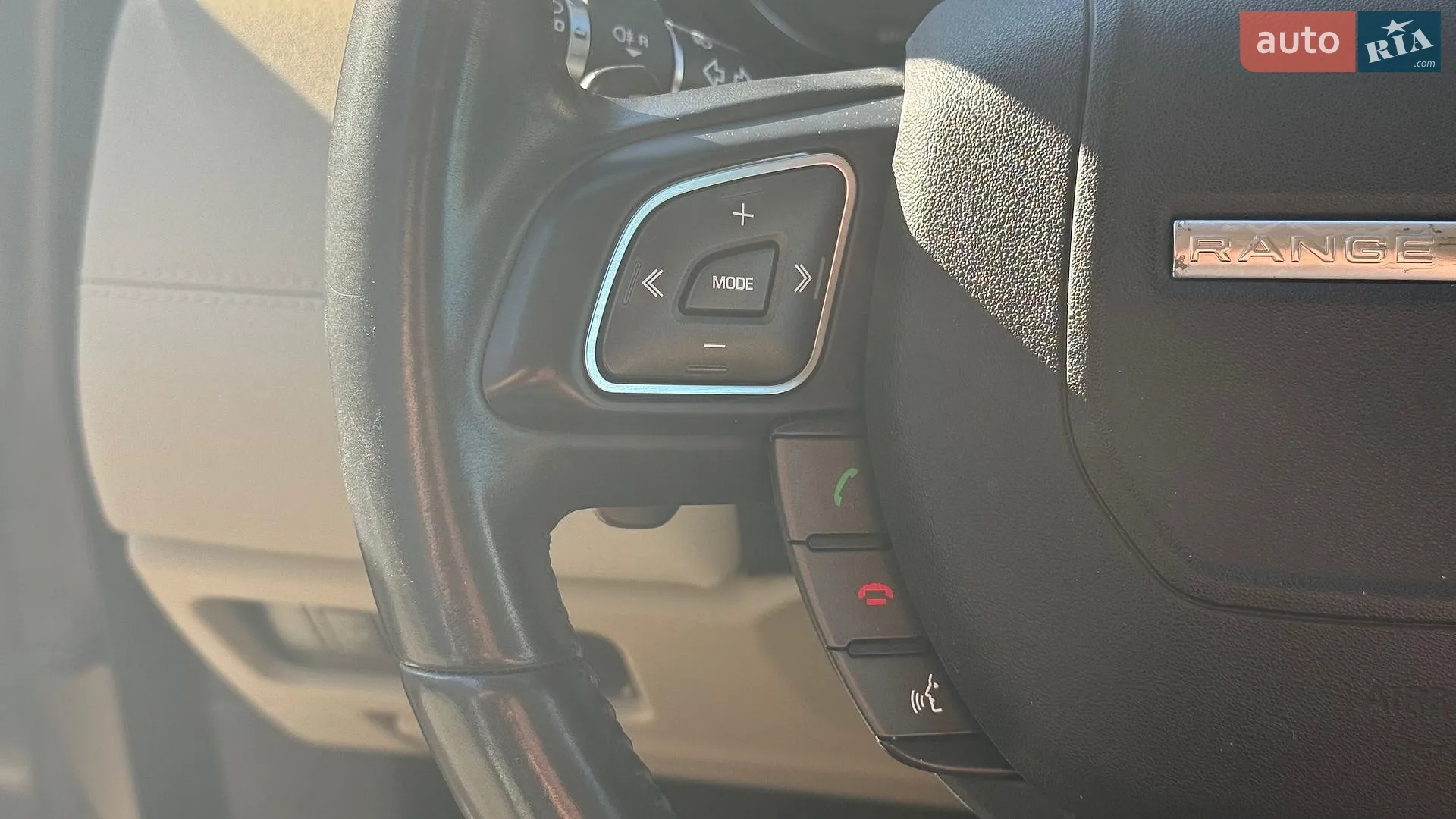 2015 Land Rover Range Rover Evoque - мініатюра 15