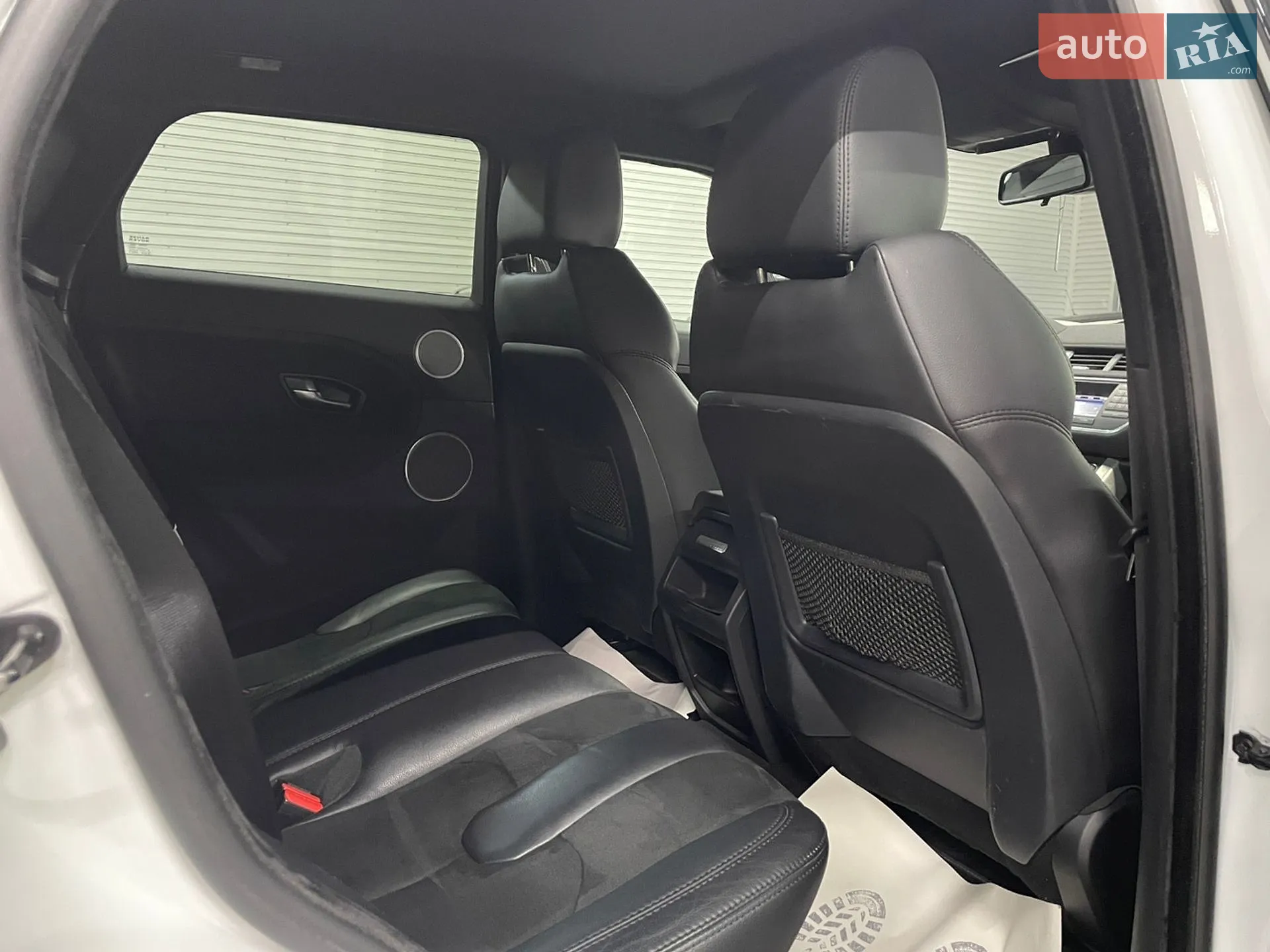 2014 Land Rover Range Rover Evoque - мініатюра 36