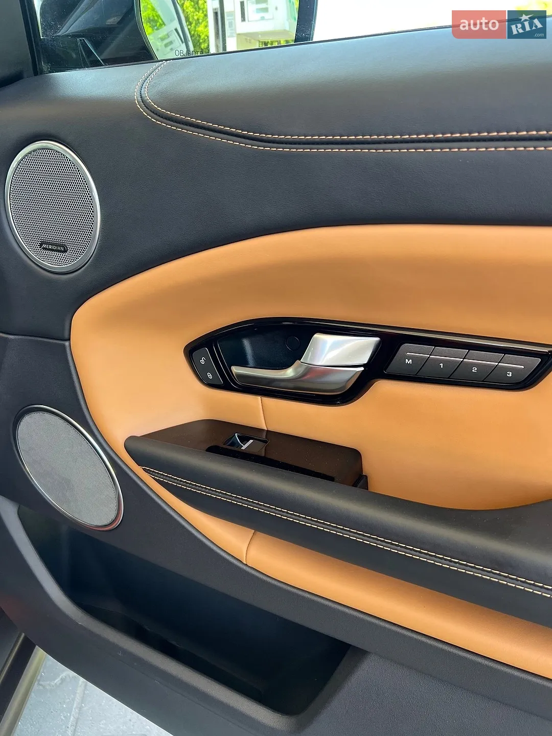 2015 Land Rover Range Rover Evoque - мініатюра 12