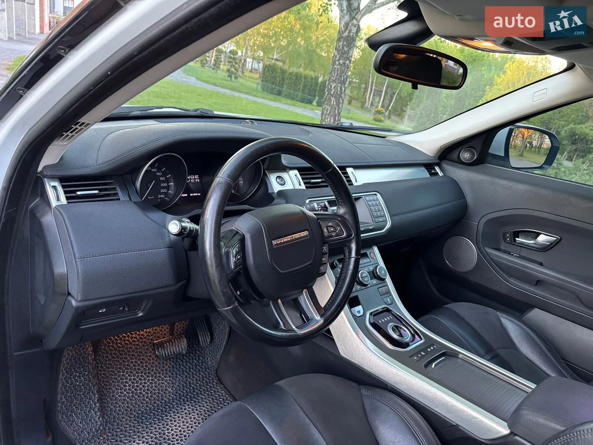 2013 Land Rover Range Rover Evoque - мініатюра 25