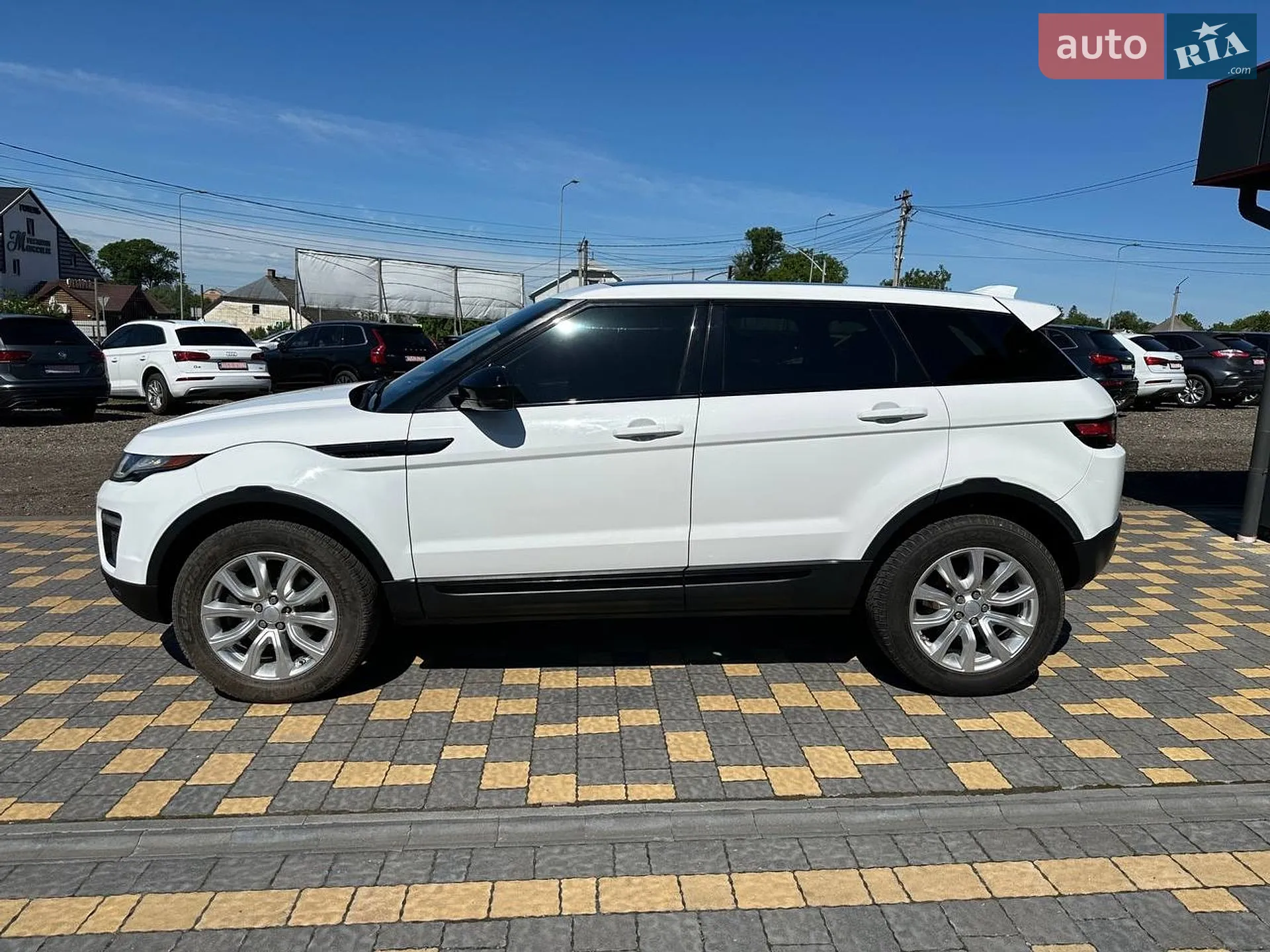 2019 Land Rover Range Rover Evoque - мініатюра 11