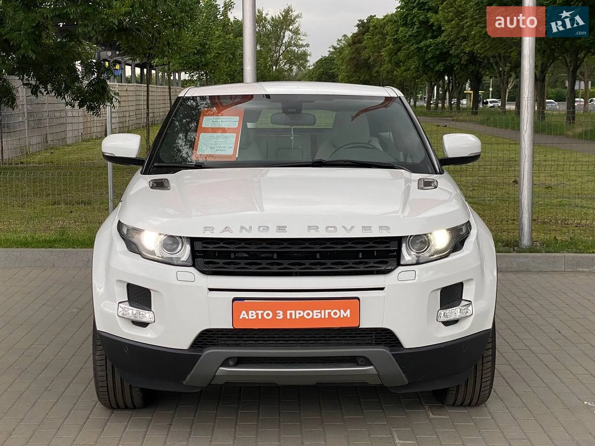 2011 Land Rover Range Rover Evoque - мініатюра 2