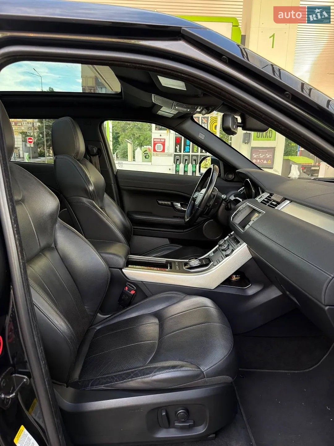 2015 Land Rover Range Rover Evoque - мініатюра 16