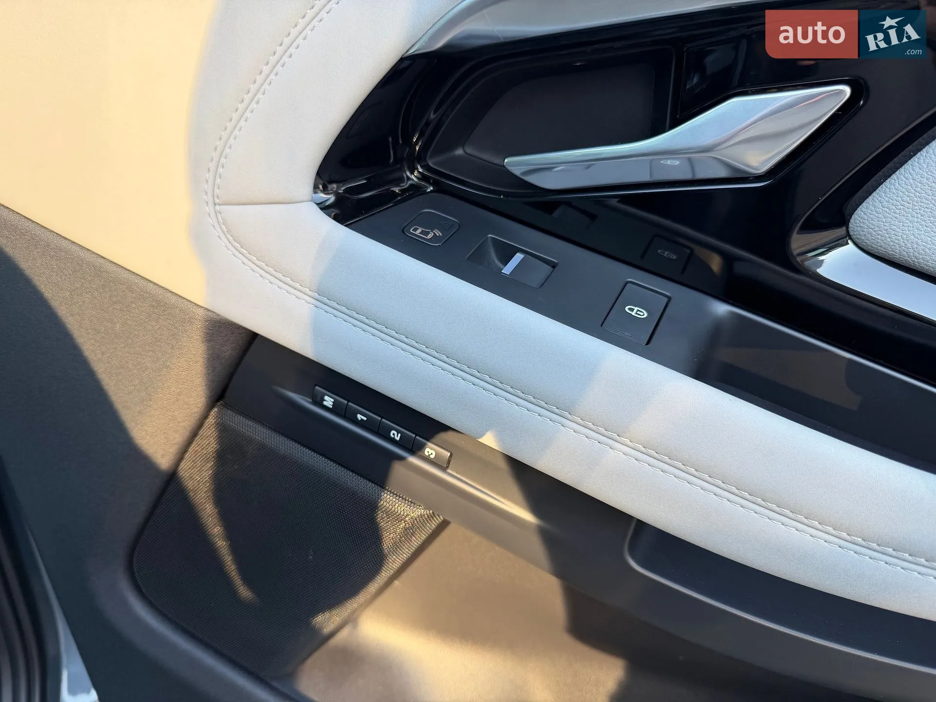 2020 Land Rover Range Rover Evoque - мініатюра 28