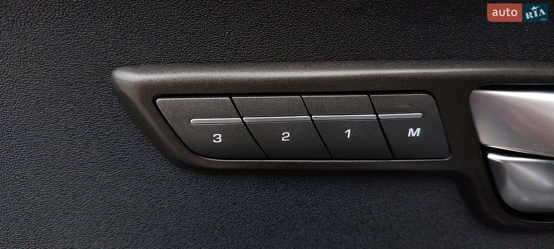 2015 Land Rover Range Rover Evoque - мініатюра 18