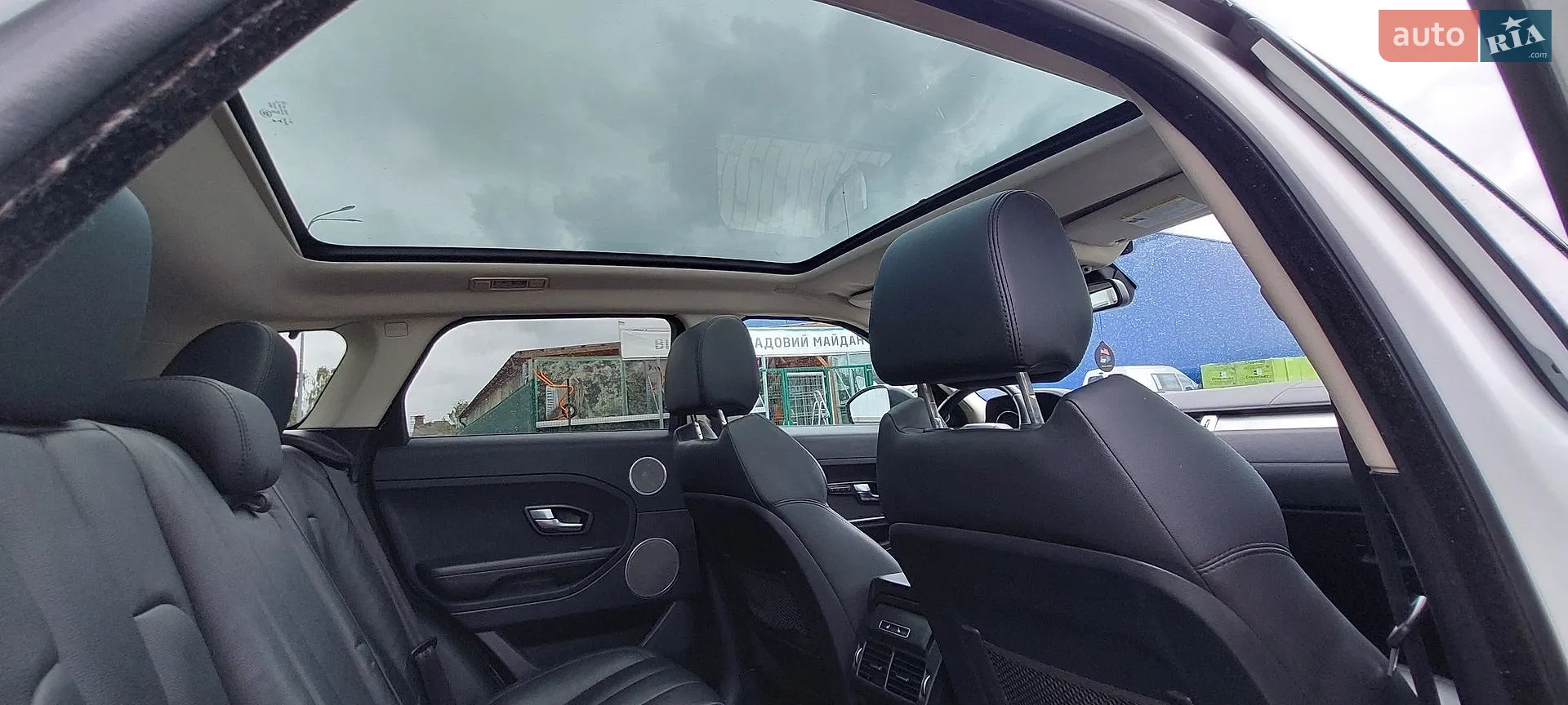 2015 Land Rover Range Rover Evoque - мініатюра 33