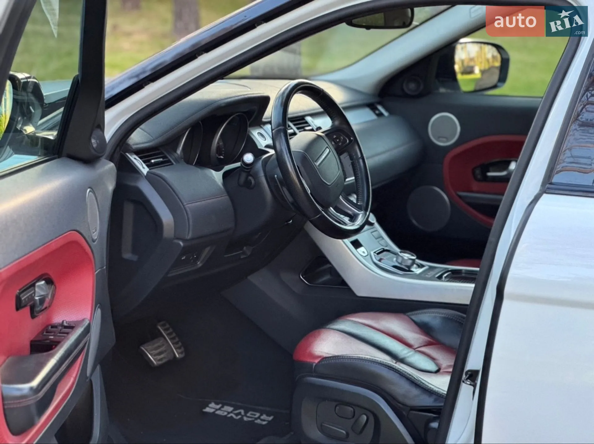 2013 Land Rover Range Rover Evoque - мініатюра 28