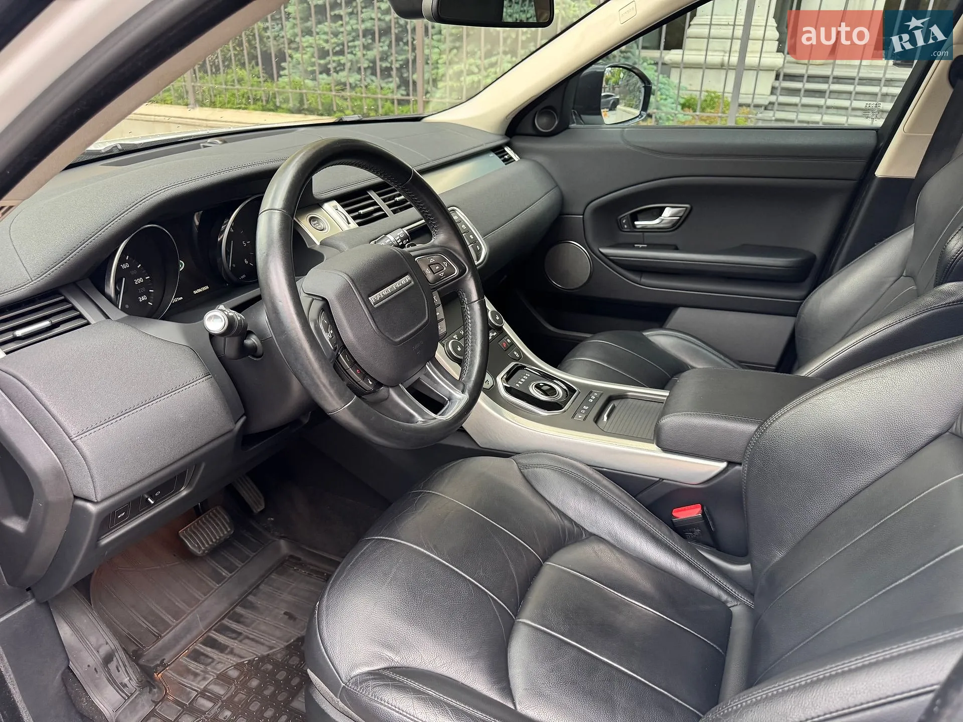 2015 Land Rover Range Rover Evoque - мініатюра 18