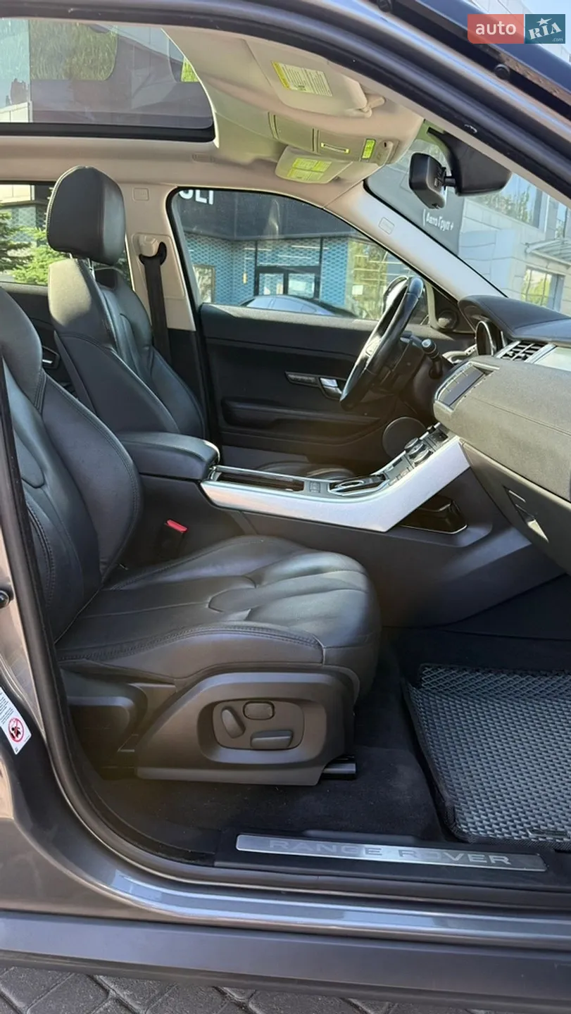2015 Land Rover Range Rover Evoque - мініатюра 25