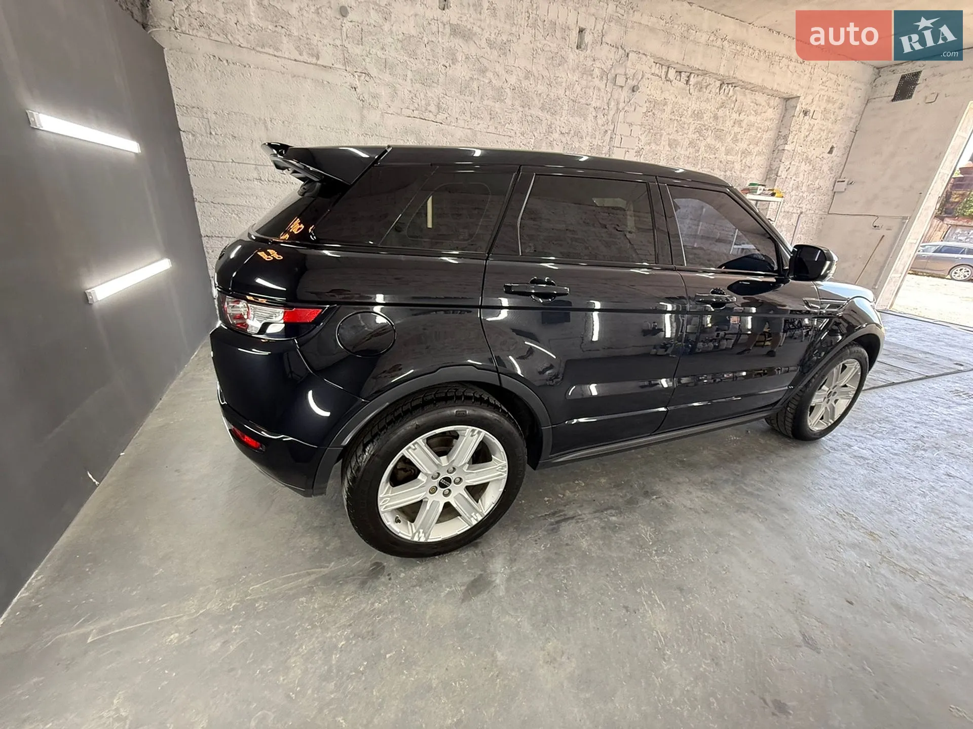 2011 Land Rover Range Rover Evoque - мініатюра 14
