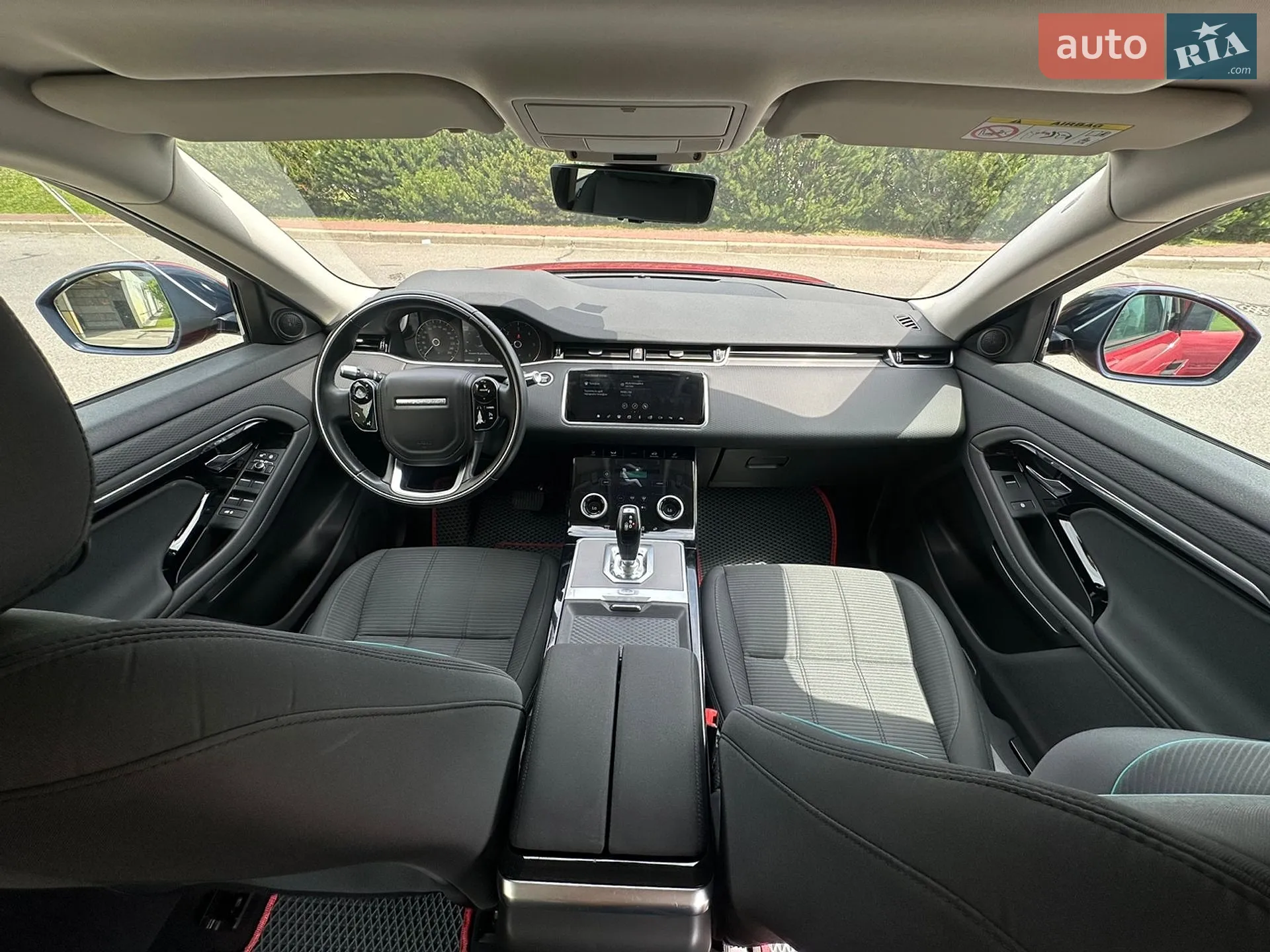 2019 Land Rover Range Rover Evoque - мініатюра 30